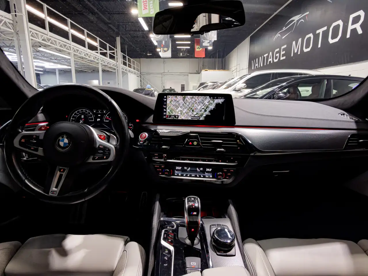 BMW M5 снимка BMW M5