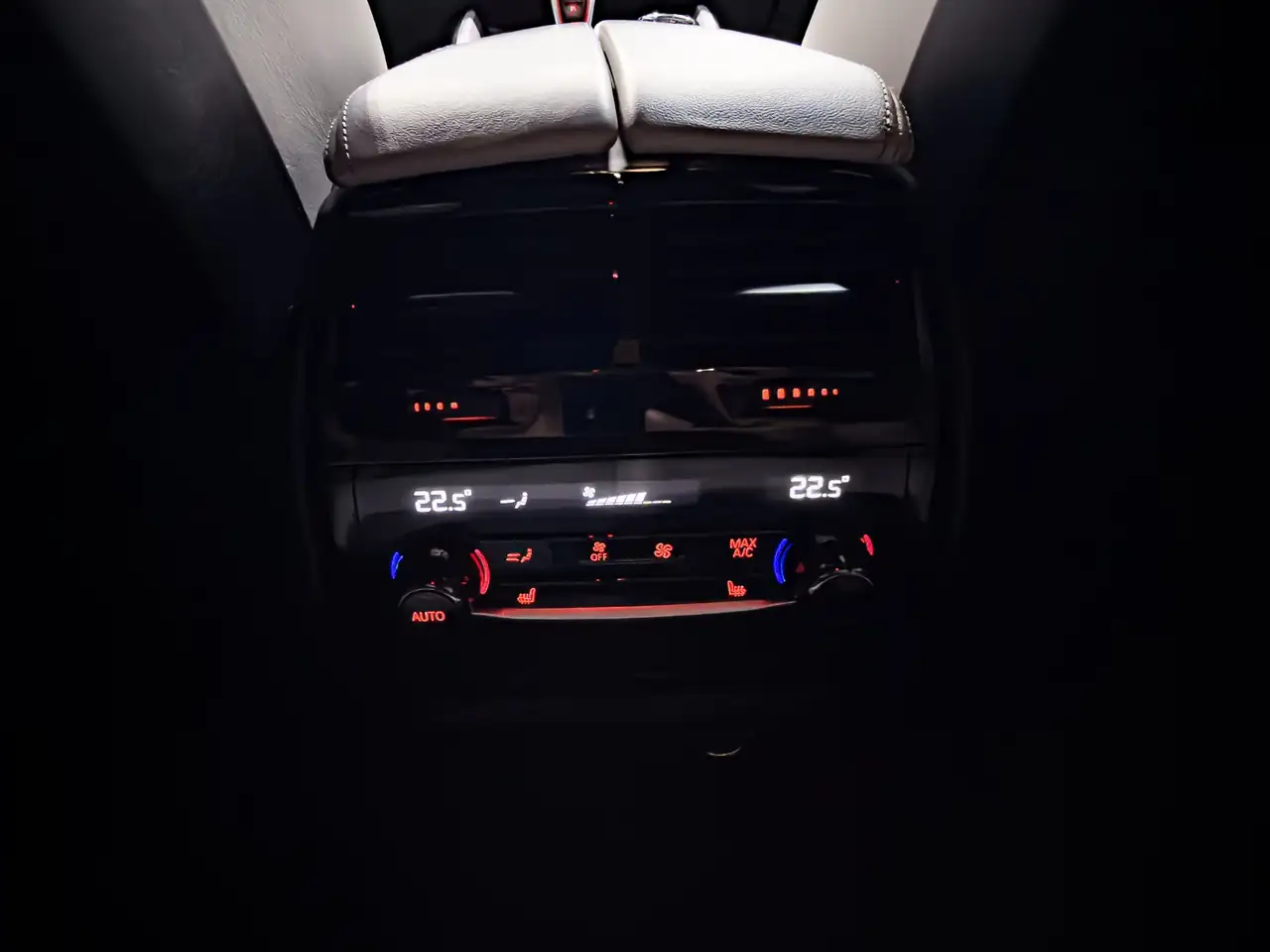 BMW M5 снимка BMW M5