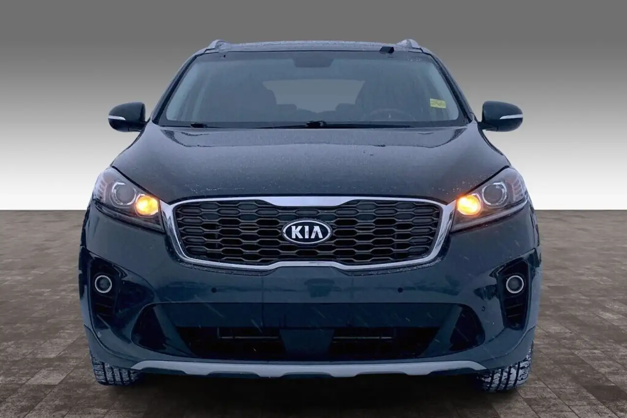 Kia Sorento снимка Kia Sorento