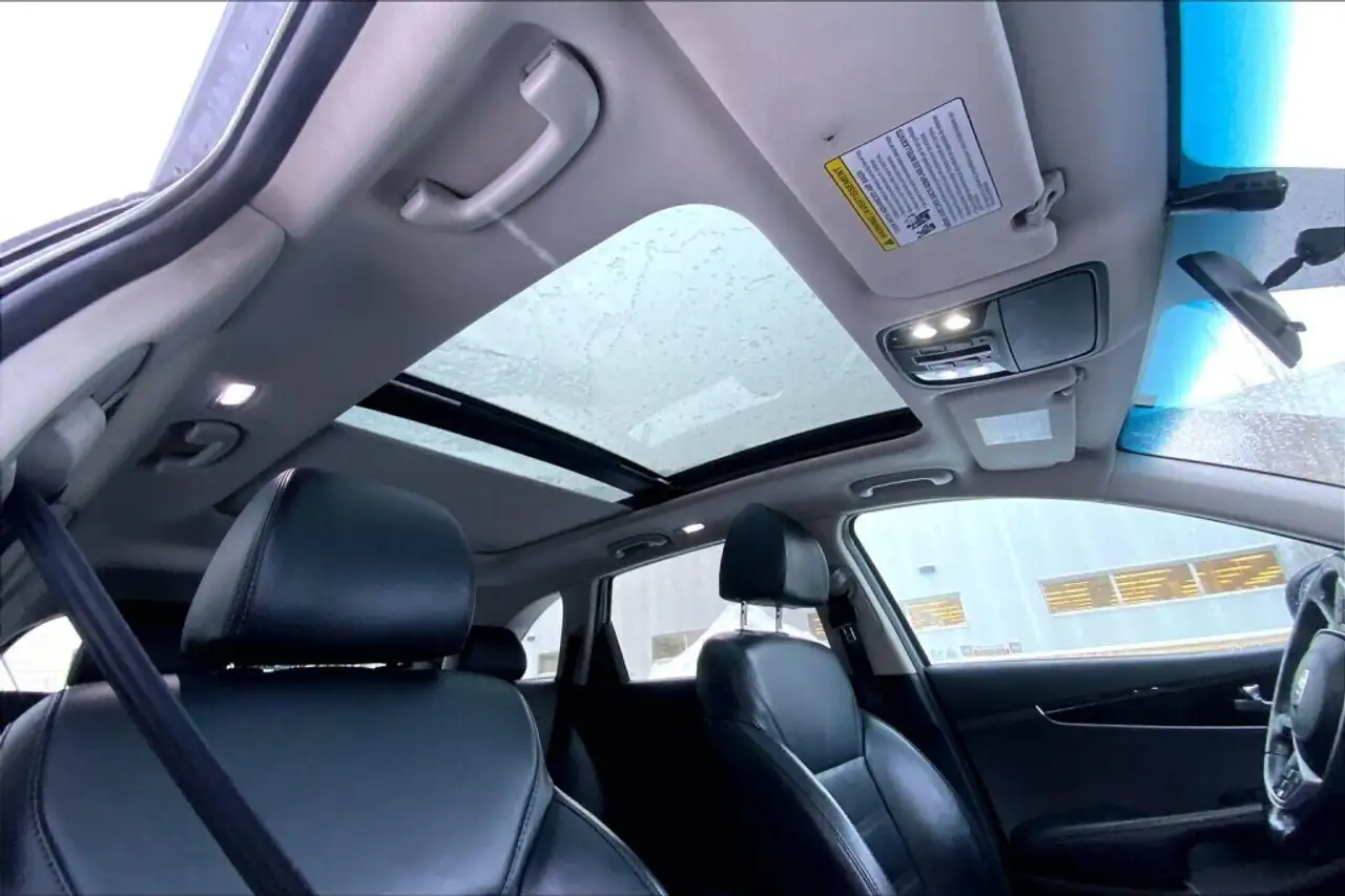 Kia Sorento снимка Kia Sorento