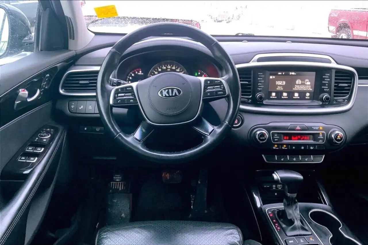 Kia Sorento снимка Kia Sorento