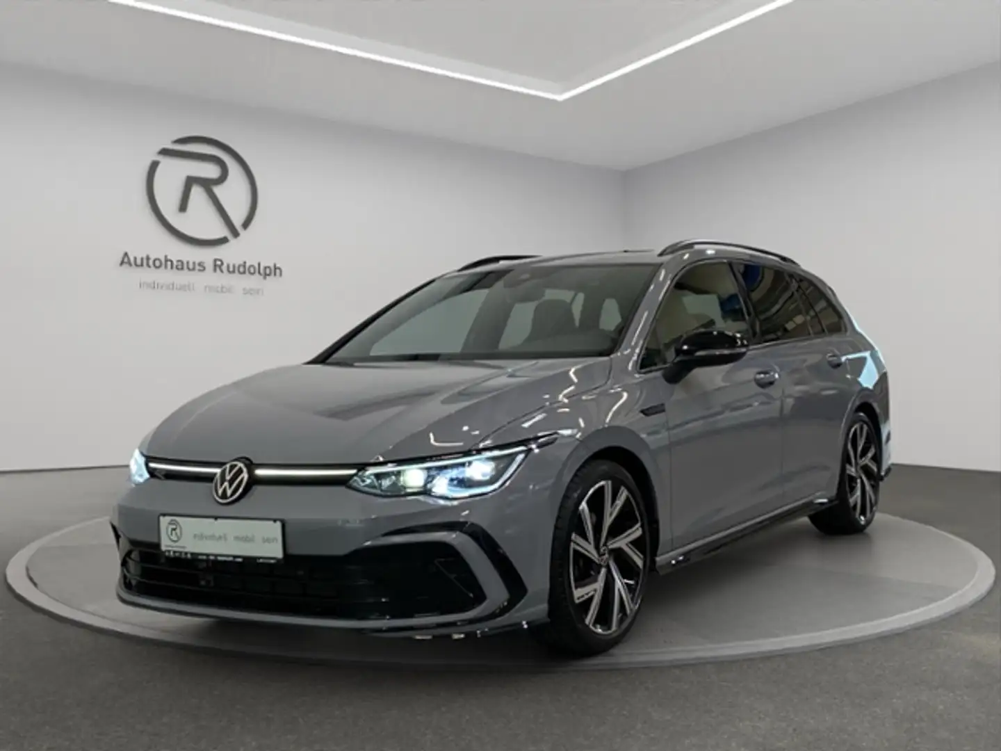Volkswagen Golf Variant VIII Variant 1.5 TSI R-Line "Black Style" / Navi Сірий - 2