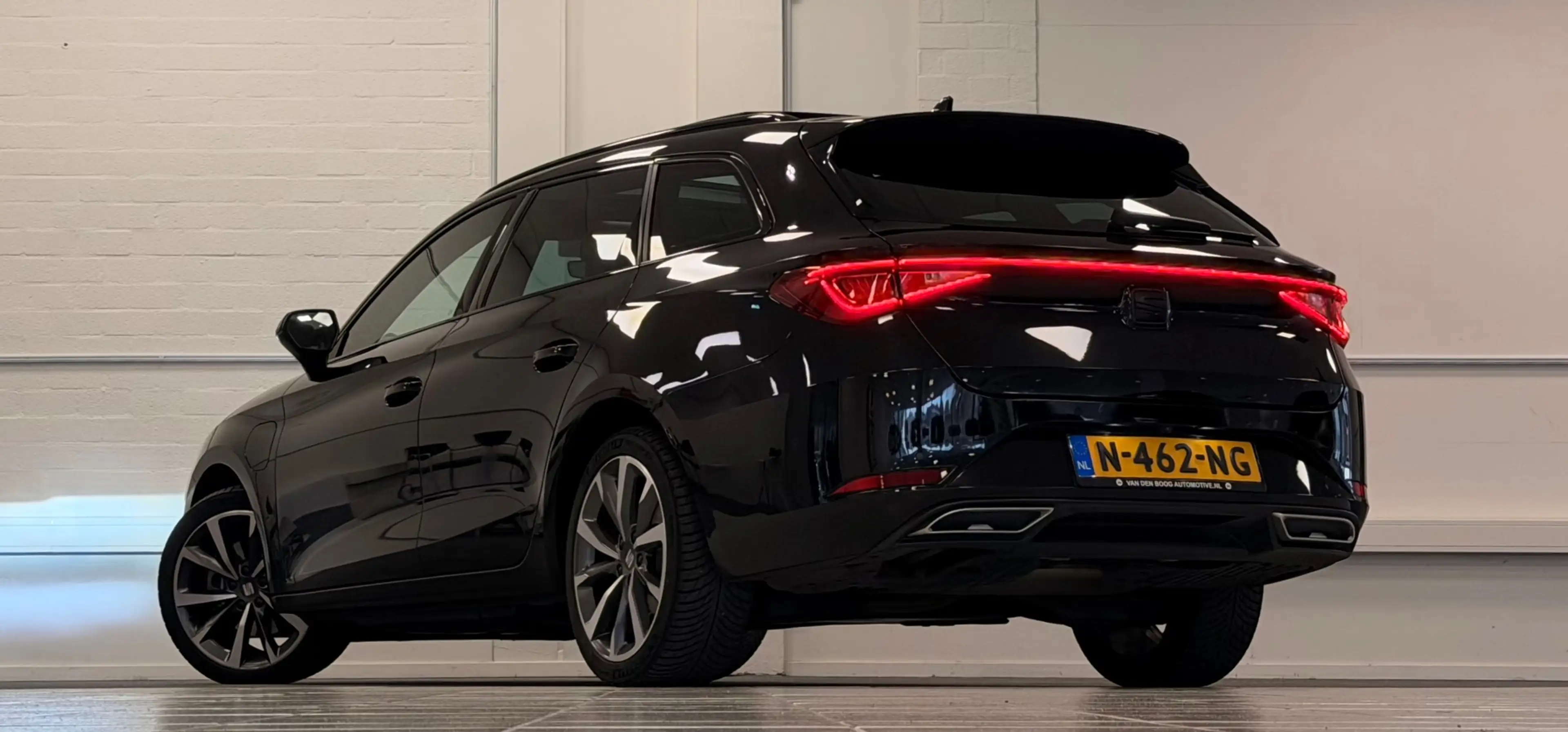 SEAT Leon e-Hybrid Sportstourer 1.4 TSI eHybrid PHEV FR Business Inte — photo 5