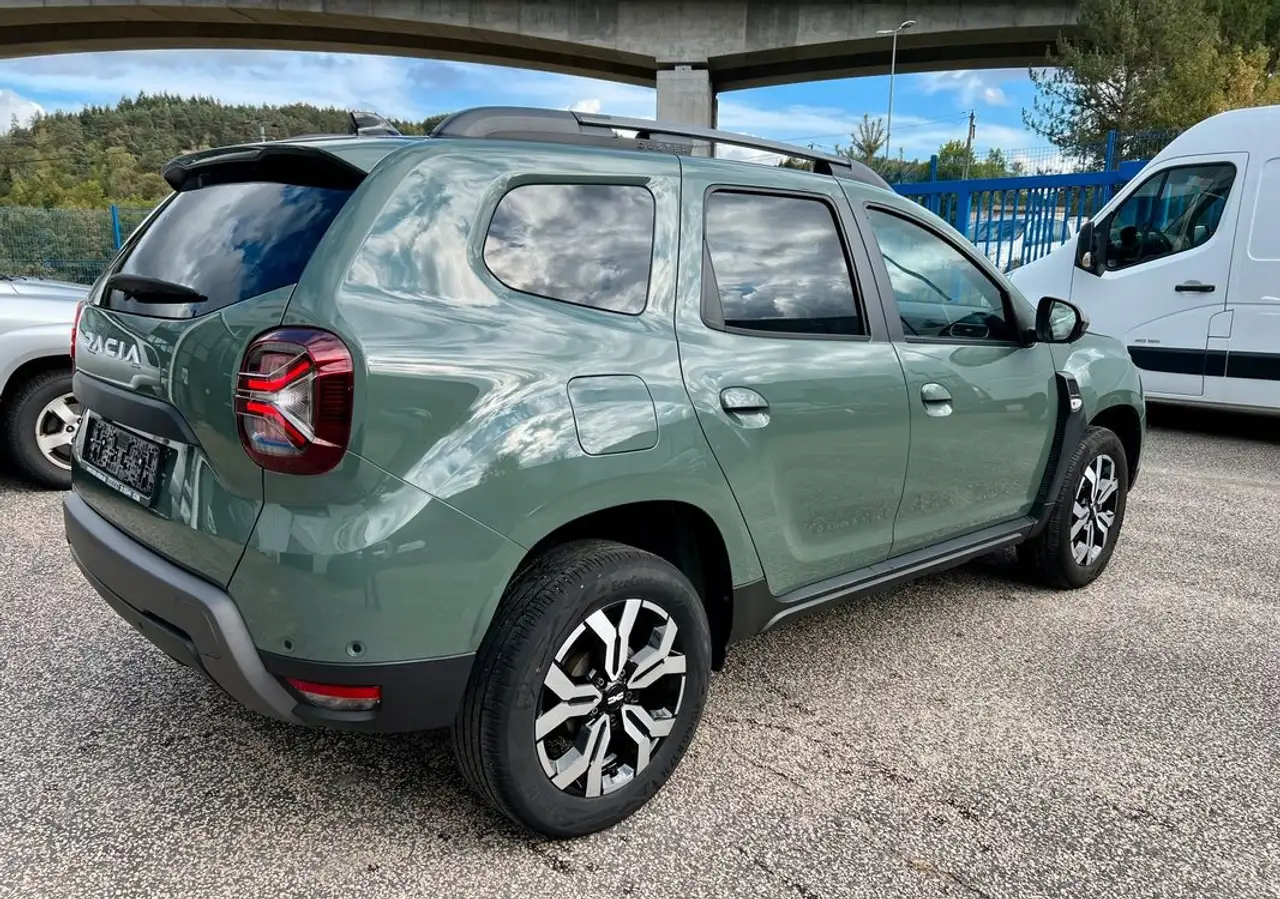 Dacia Duster — photo 2