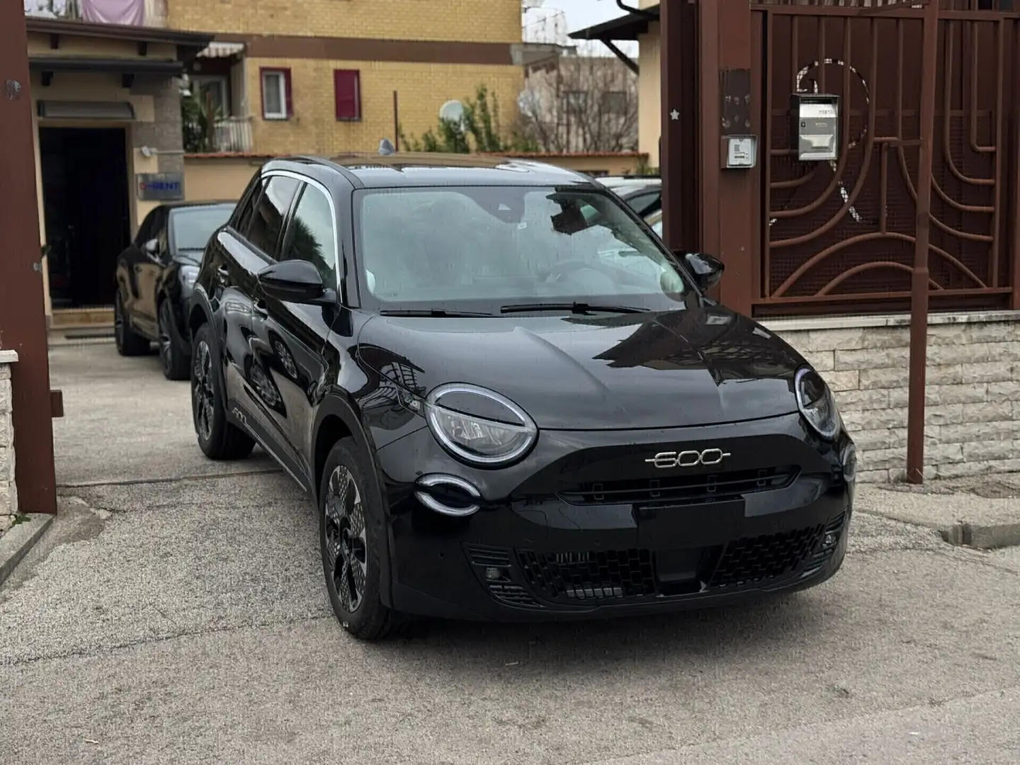 Fiat 600 Hybrid DCT MHEV La Prima Nero - 2