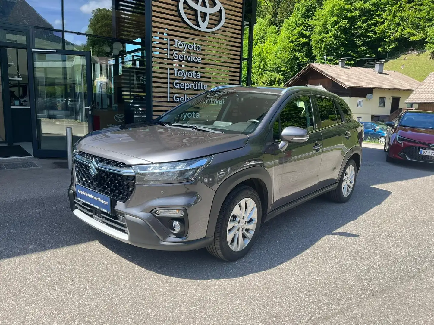 Suzuki S-Cross 4WD Grau - 1