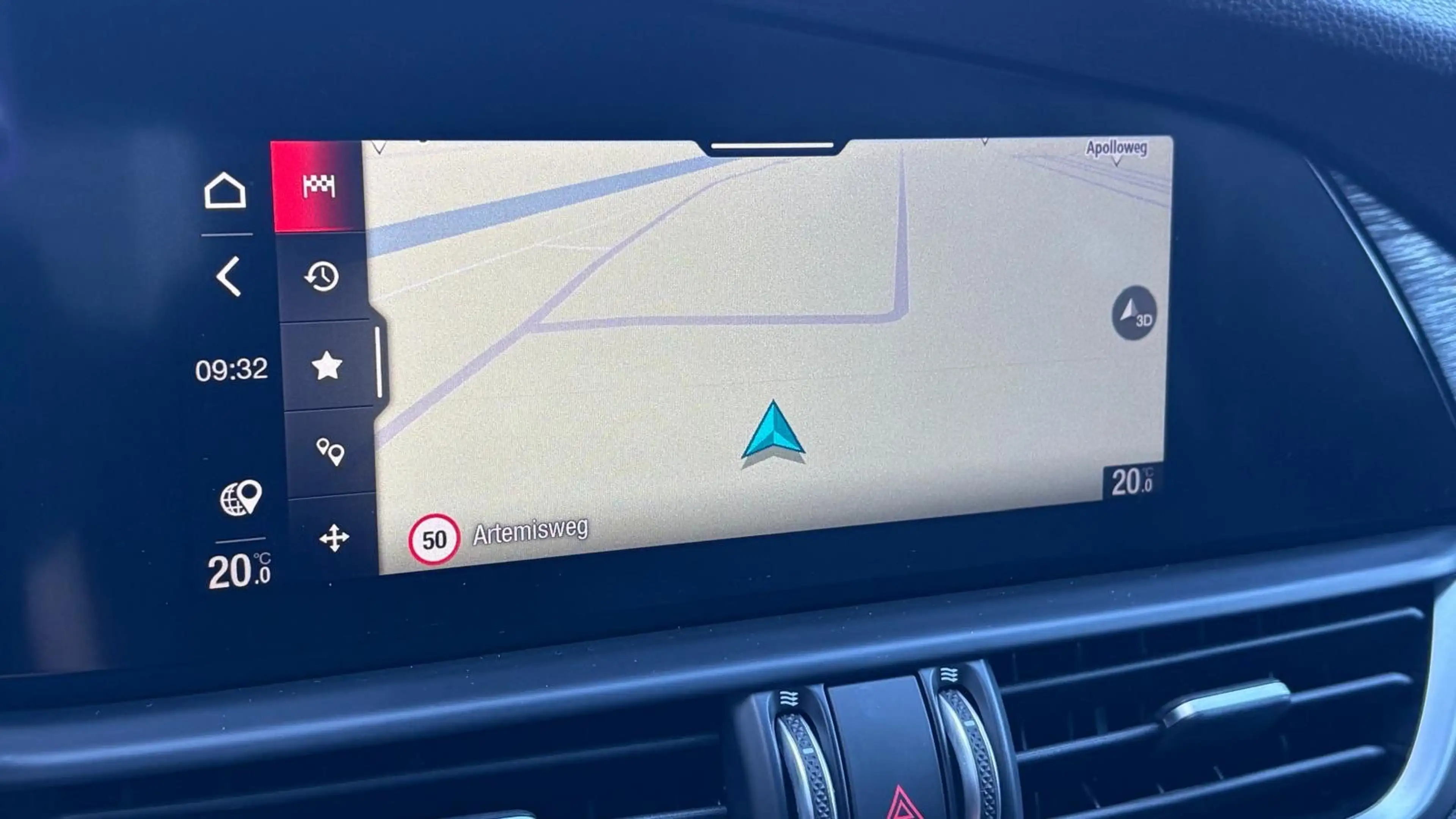 Alfa Romeo Giulia 2.0 TURBO 280PK AWD SPRINT NAVI / LEDER / FULL-LED — photo 32