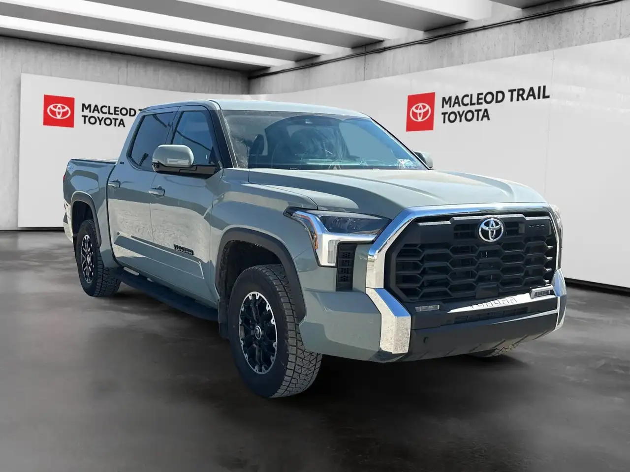 Toyota Tundra снимка Toyota Tundra