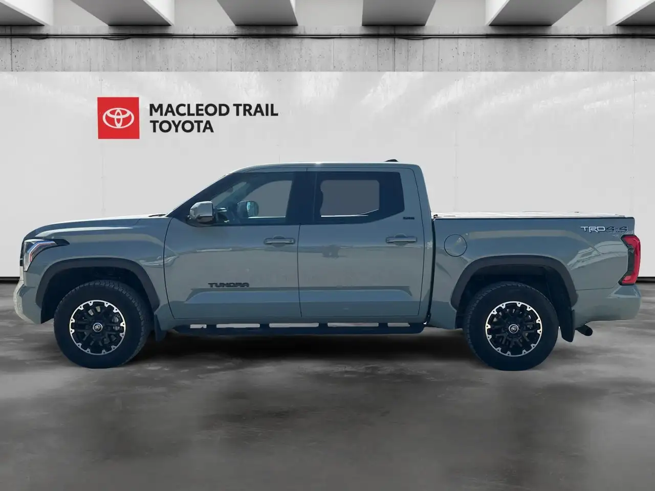 Toyota Tundra снимка Toyota Tundra
