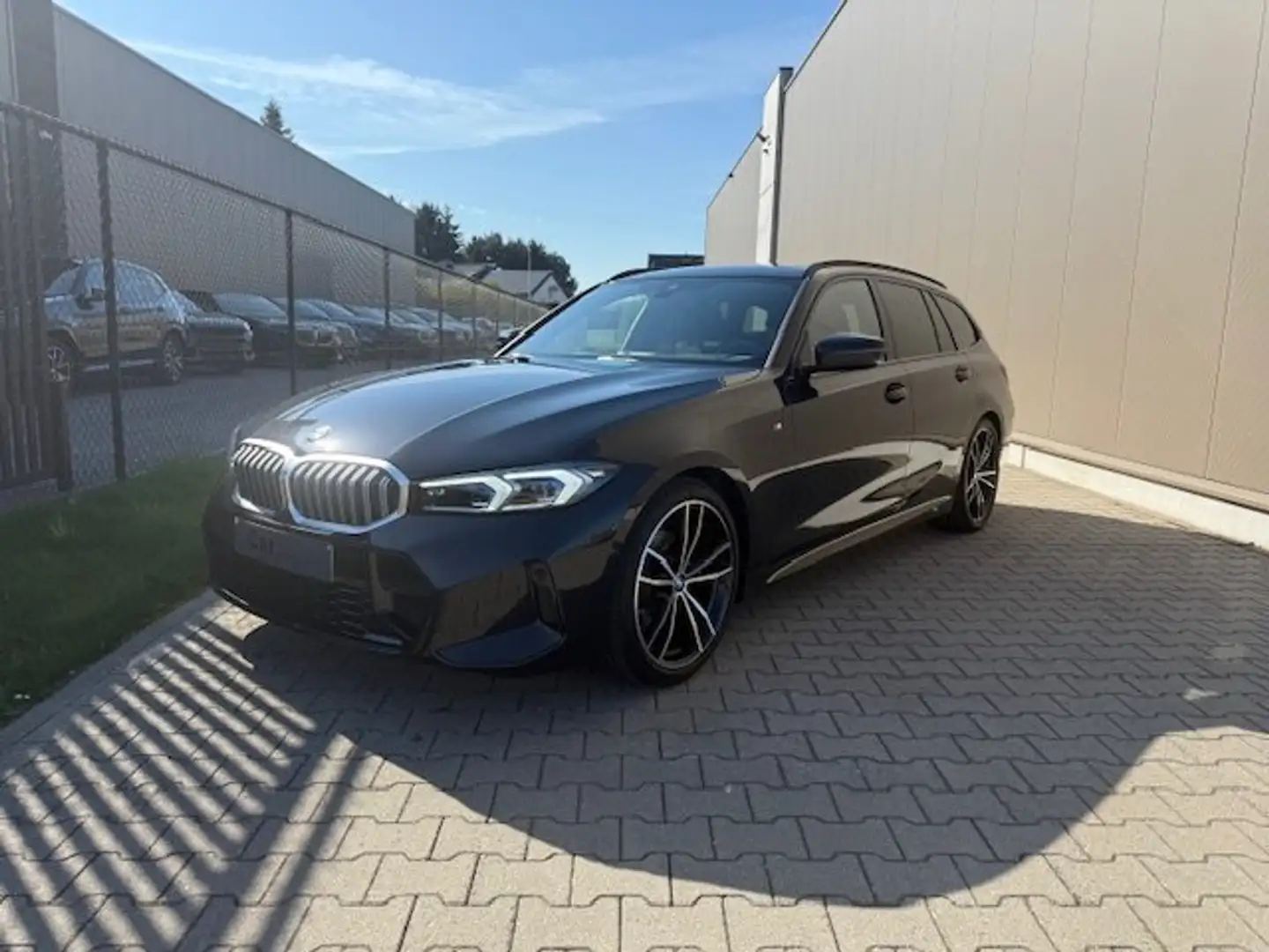 BMW 320 Touring dAS  / M Sport /PANO/19 ALU /HUD/Inn. Pack Schwarz - 1