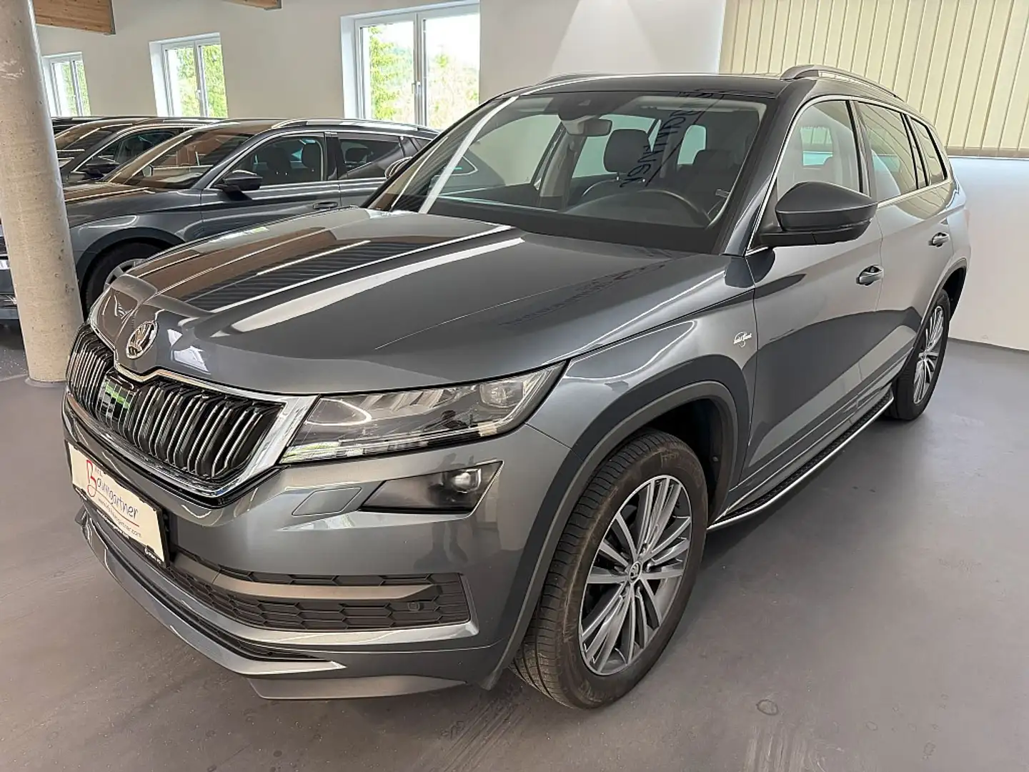 Skoda Kodiaq 2,0TDI DSG Laurin & Klement *LED*NAVI*ACC*PANO*... Gris - 2