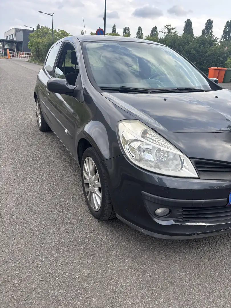 Renault Clio 1.4i 16v Expression - 2
