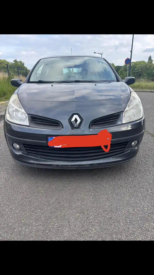 Renault Clio 1.4i 16v Expression - 1