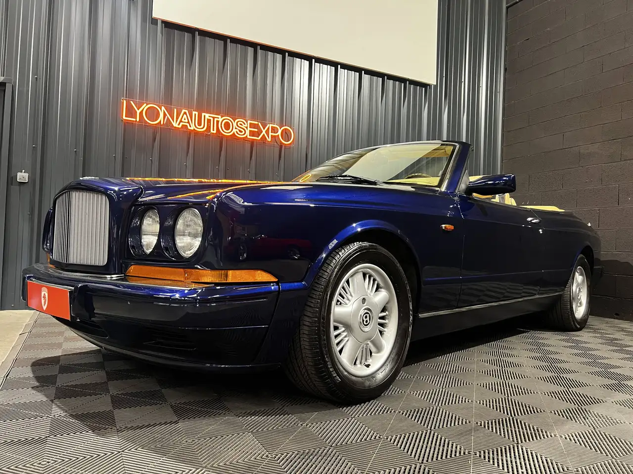 Bentley Azure V8 6.7, foto 3