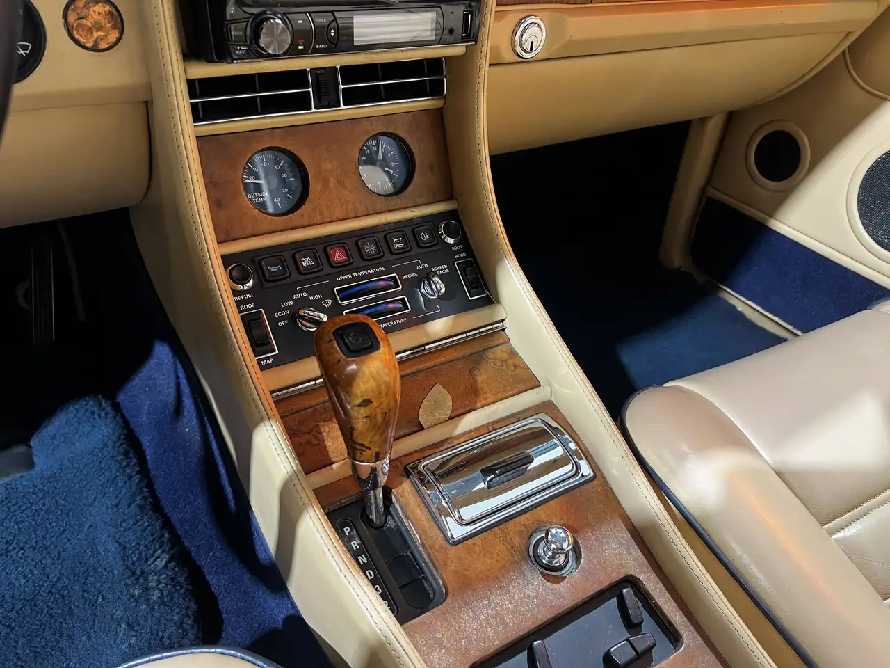 Bentley Azure V8 6.7, foto 11