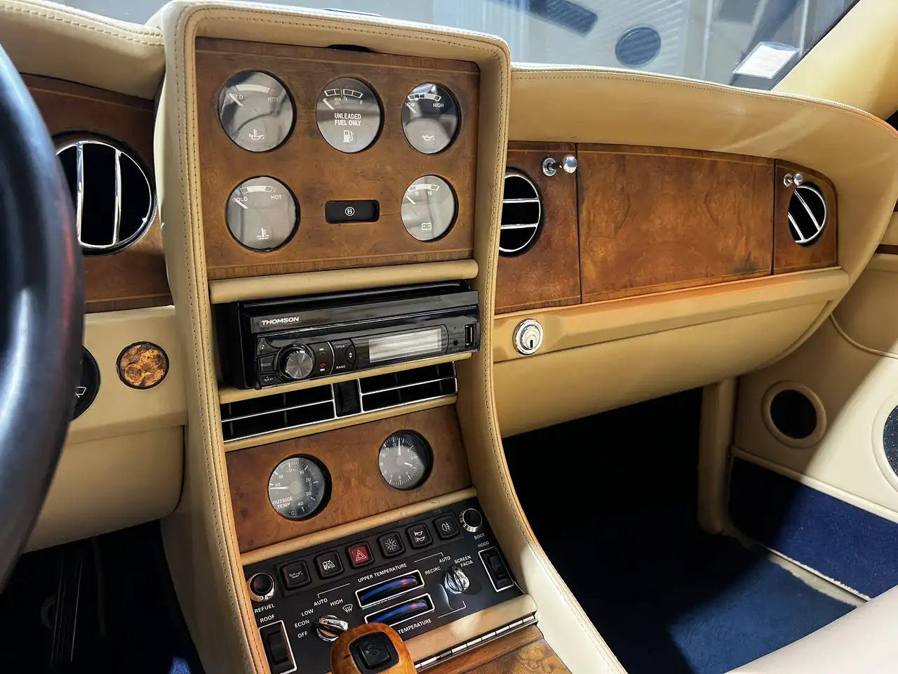 Bentley Azure V8 6.7, foto 12