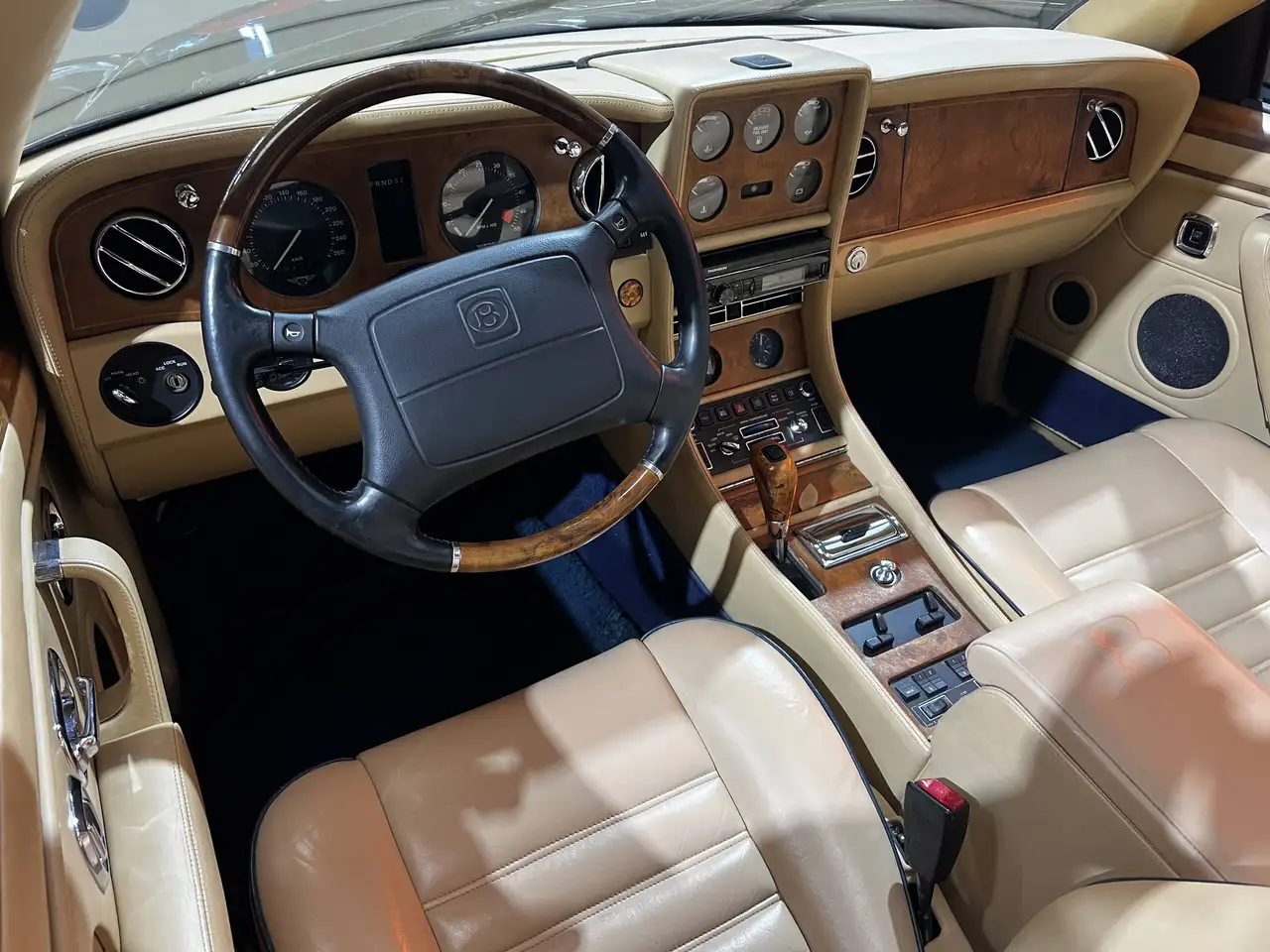 Bentley Azure V8 6.7, foto 8