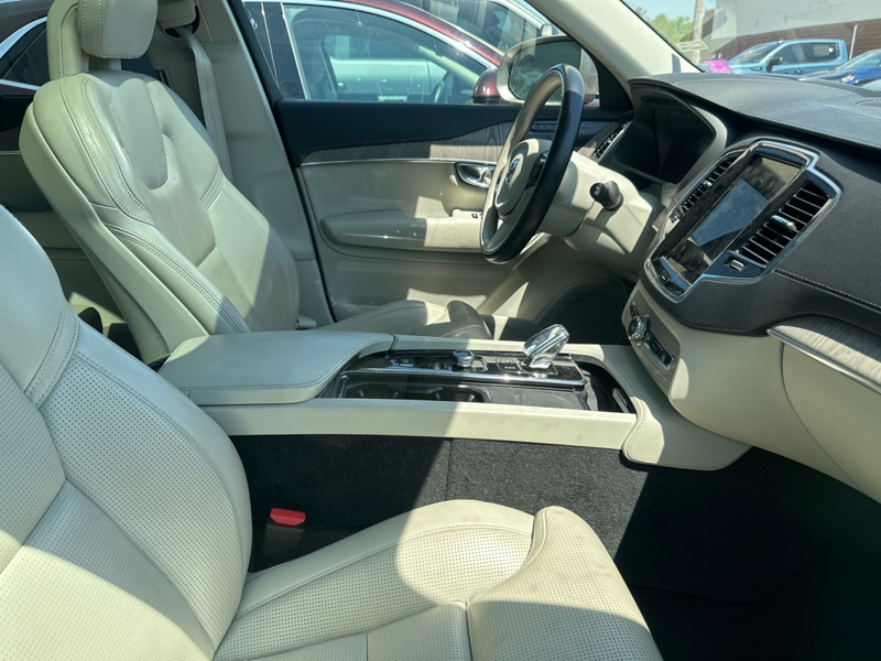 2021 Volvo XC90 Inscription Expression - Leather Seats - $258 B/W alt 3