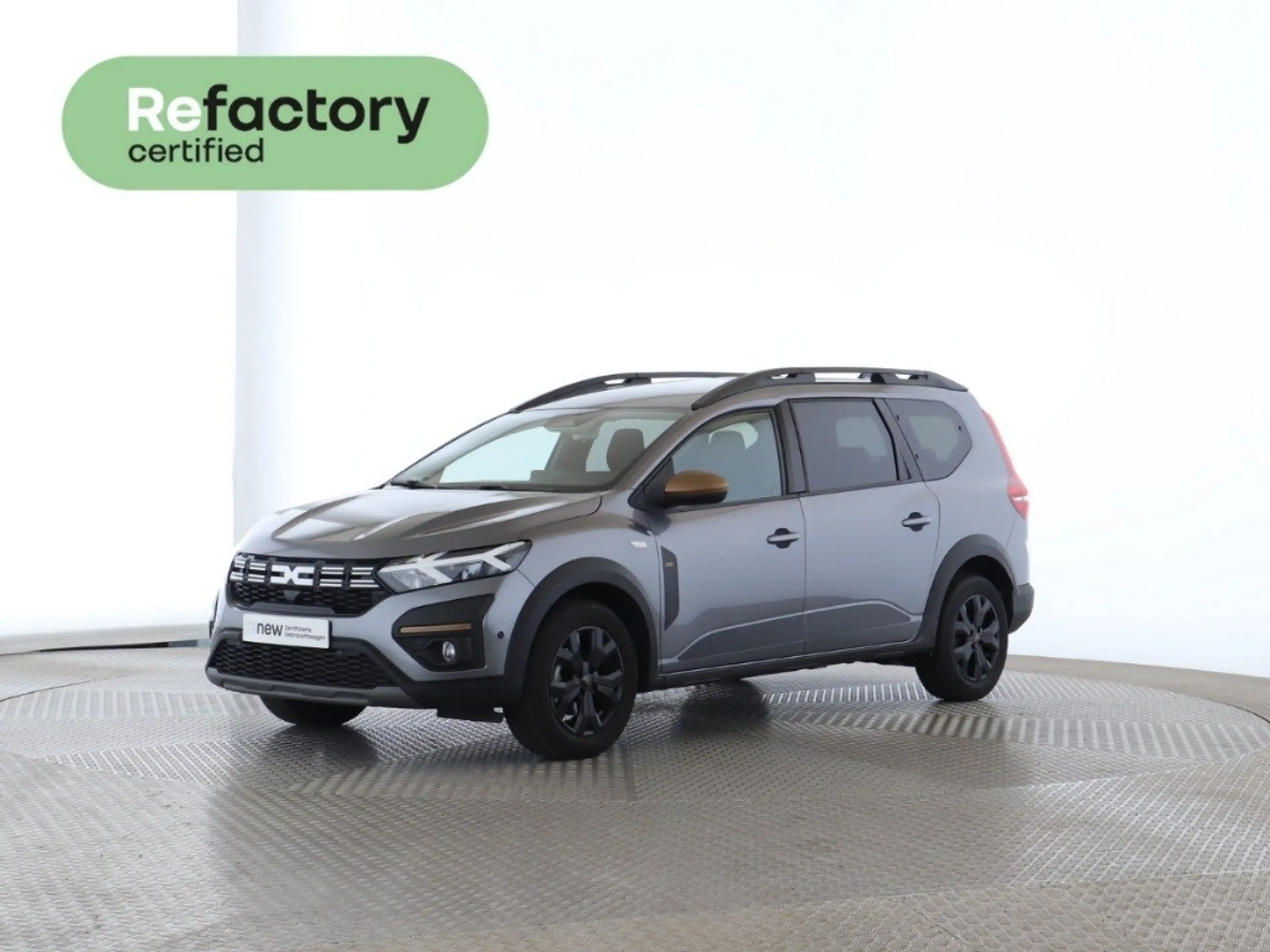 Dacia Jogger TCe 110 RENEW Extreme 7-SITZER+NAVI+SHZ — photo 2