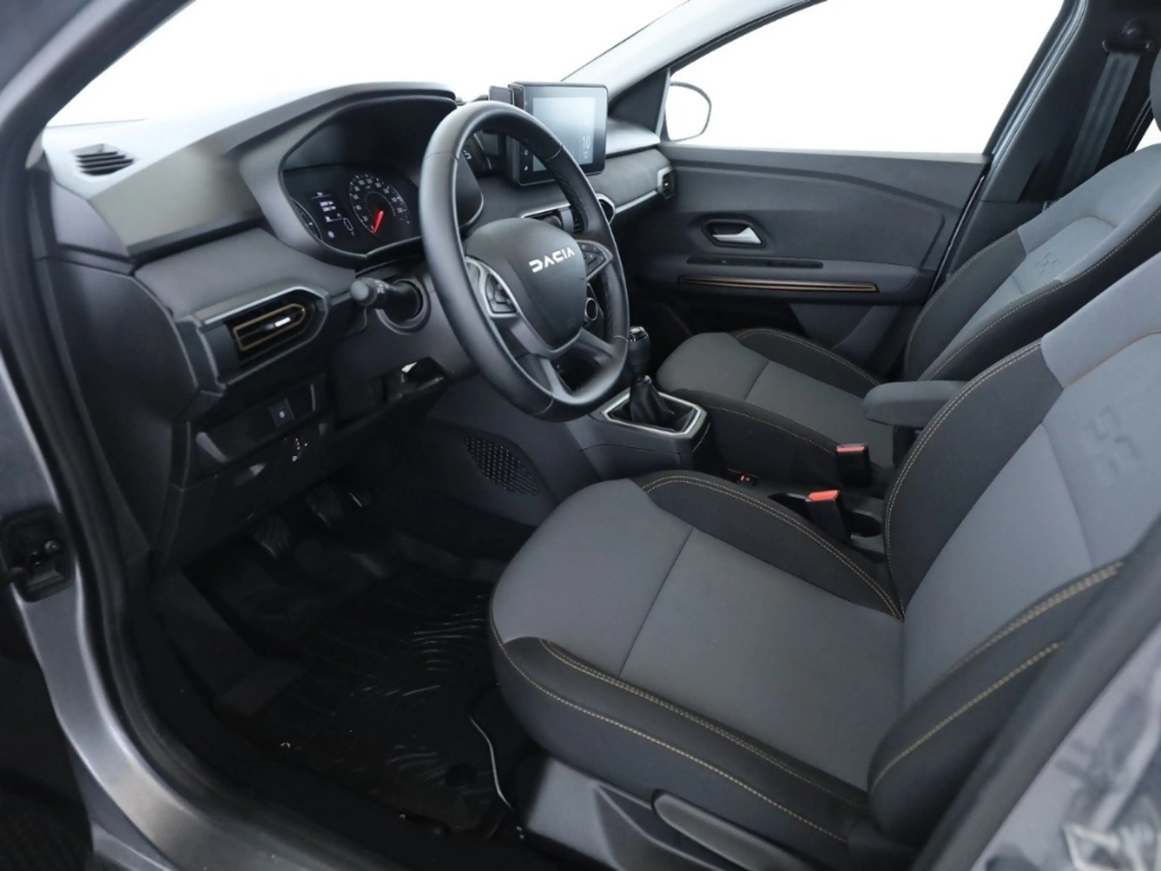 Dacia Jogger TCe 110 RENEW Extreme 7-SITZER+NAVI+SHZ — photo 12