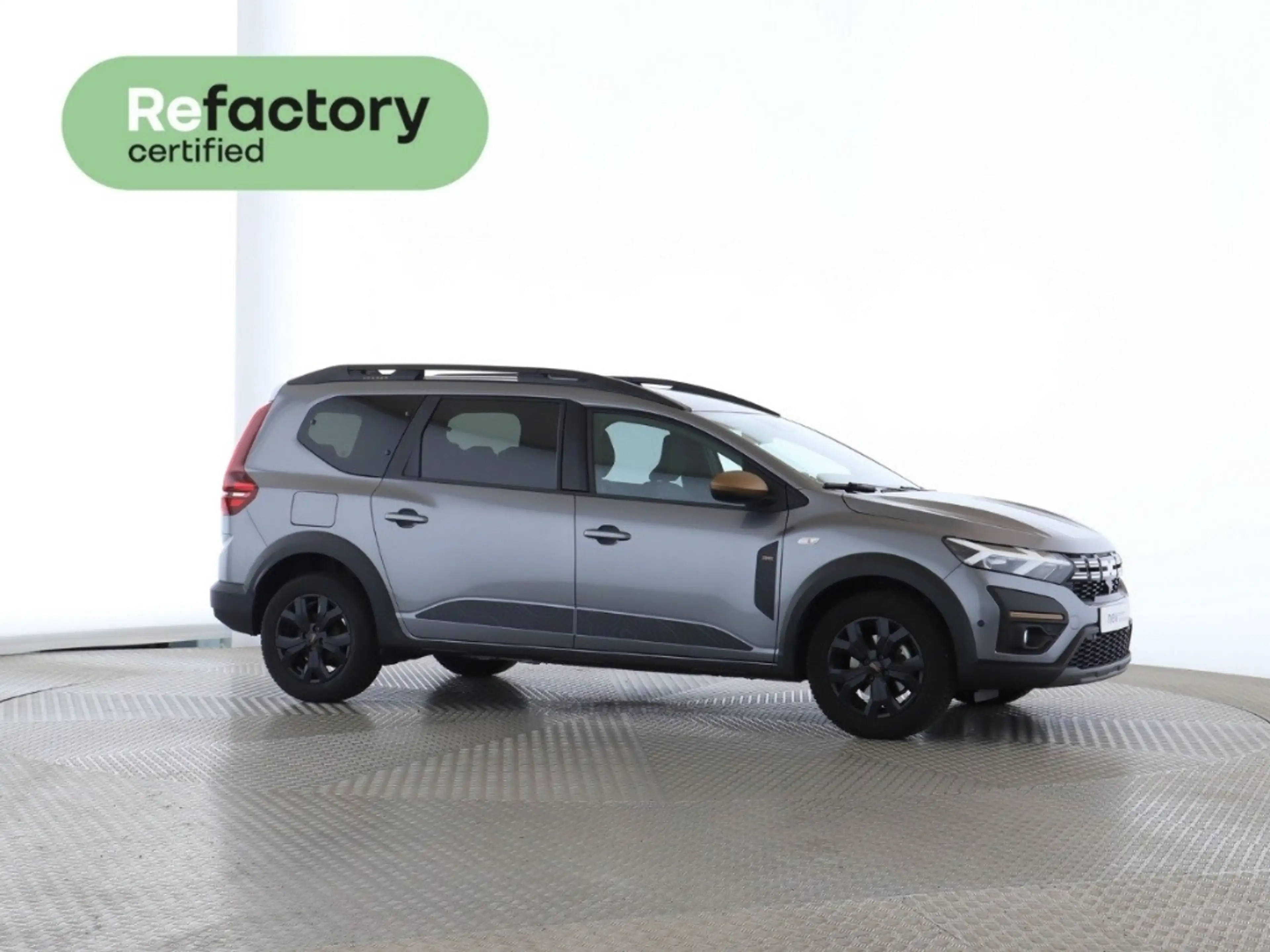 Dacia Jogger TCe 110 RENEW Extreme 7-SITZER+NAVI+SHZ — photo 8