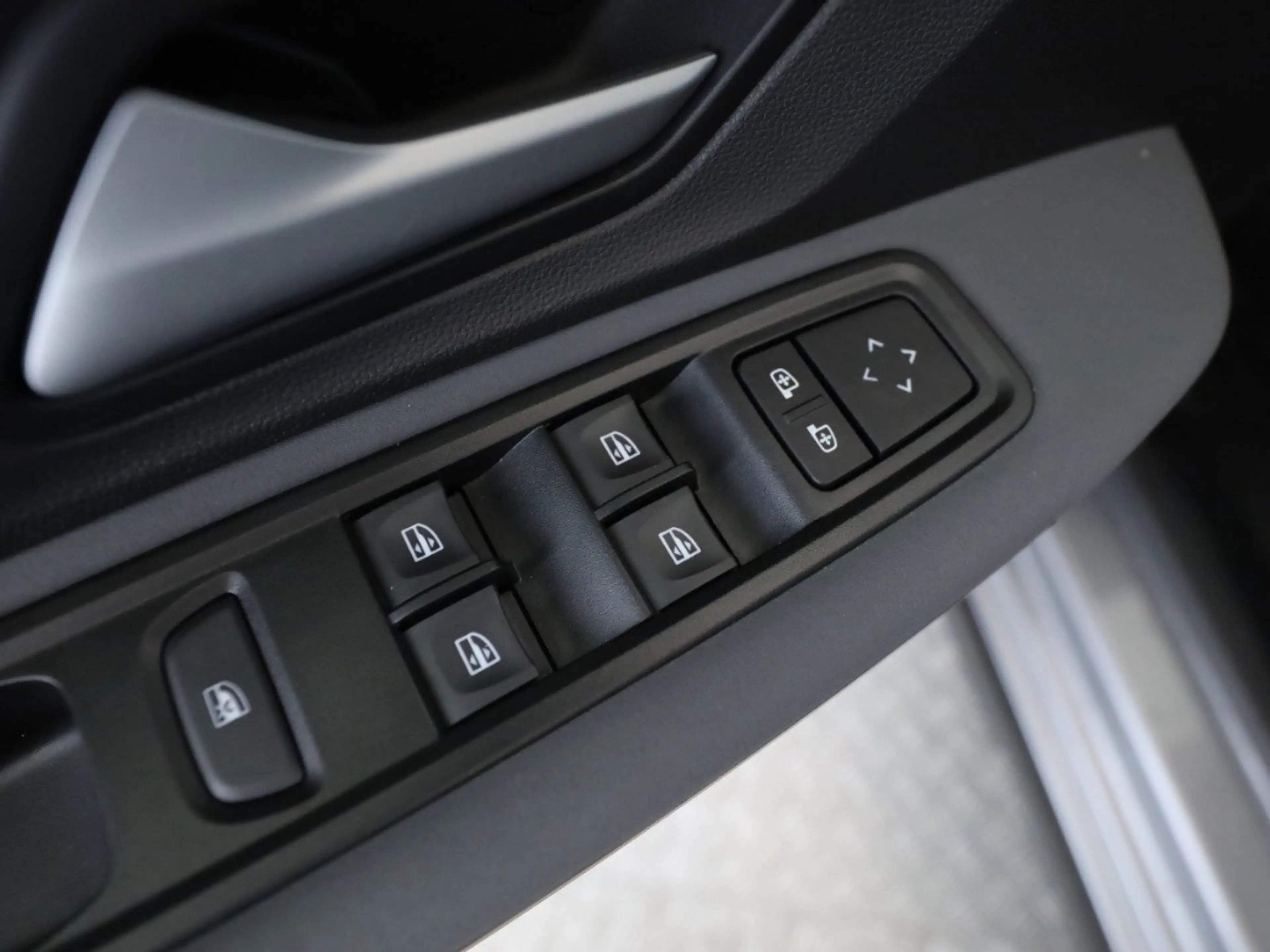 Dacia Jogger TCe 110 RENEW Extreme 7-SITZER+NAVI+SHZ — photo 13