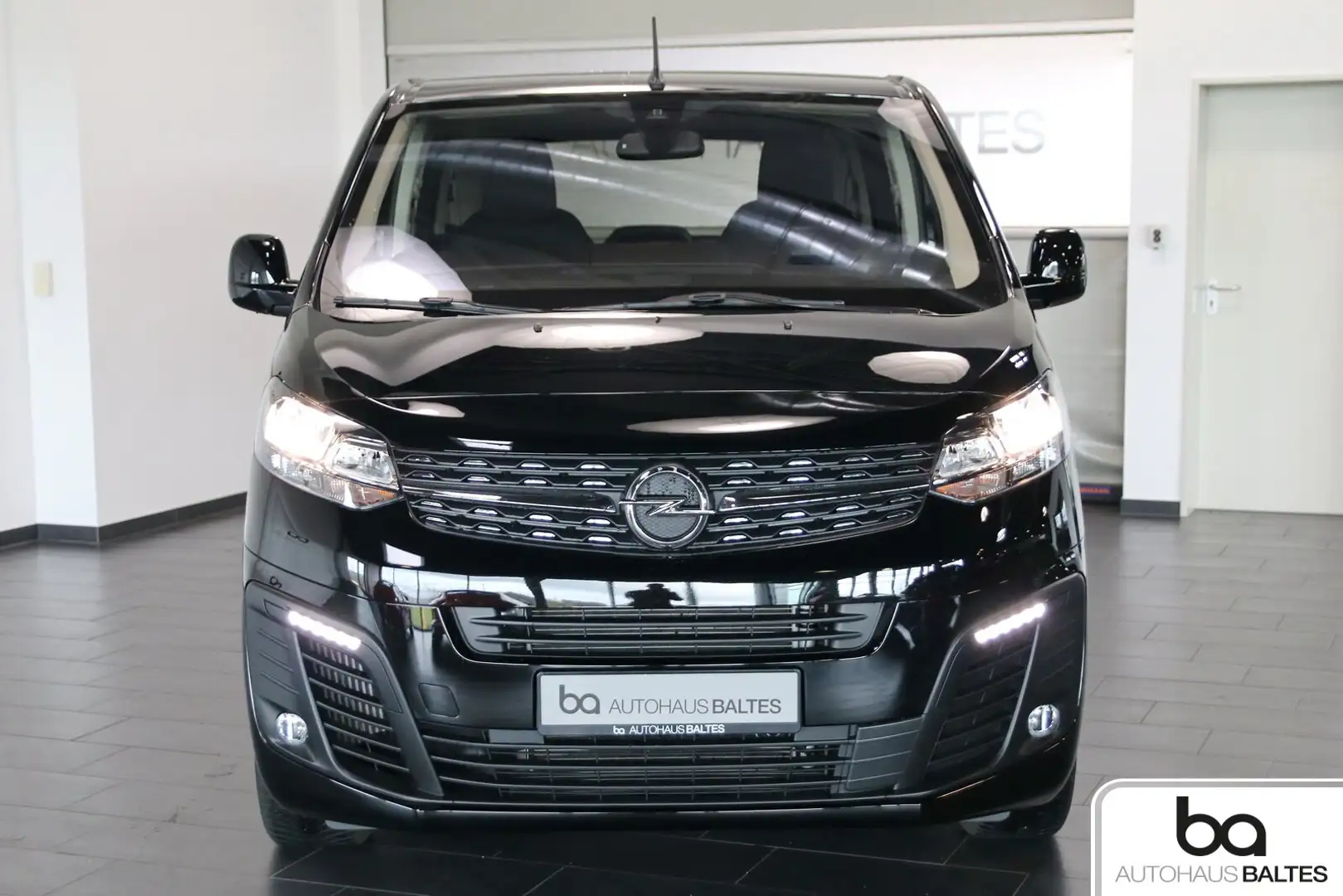 Opel Zafira Life Zafira Life 2.0 D M Edition 8Si/NaviPro/FahrA1+2 Schwarz - 2