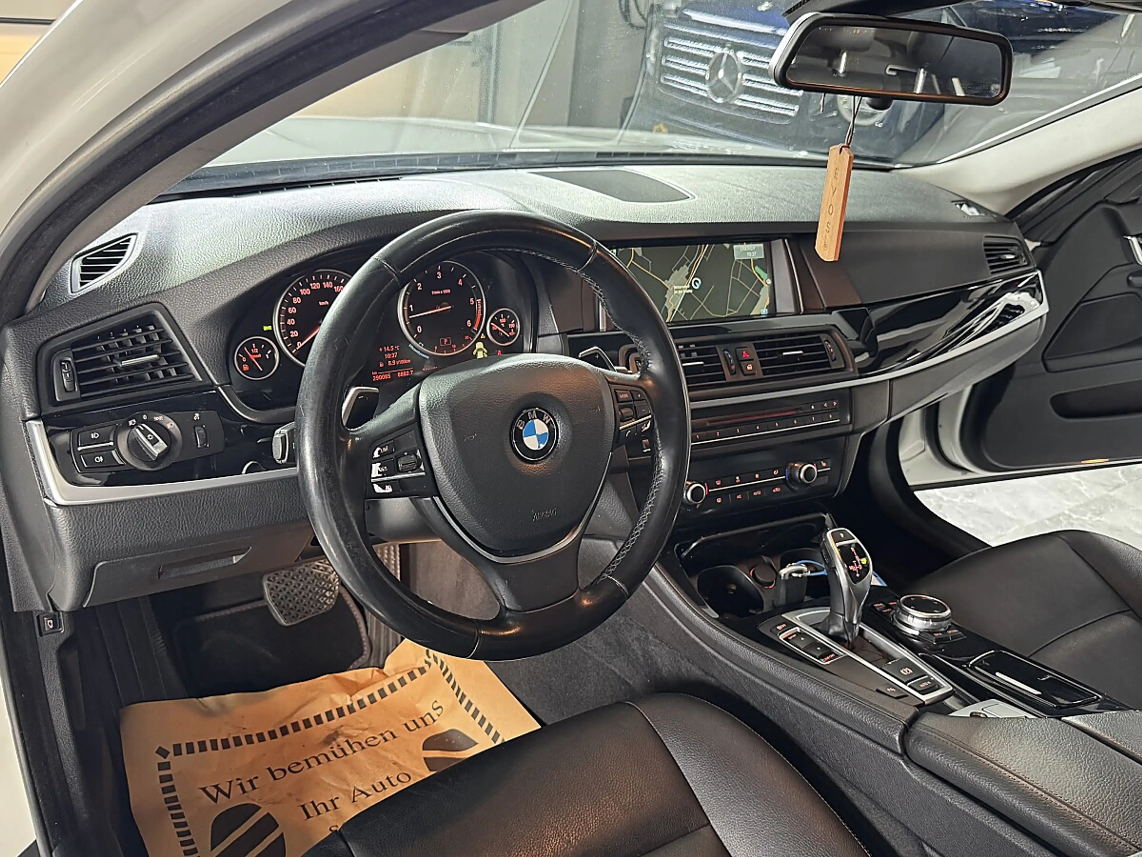 BMW 530 d F10 Aut.*Facelift*Individual*Luxury* — photo 11