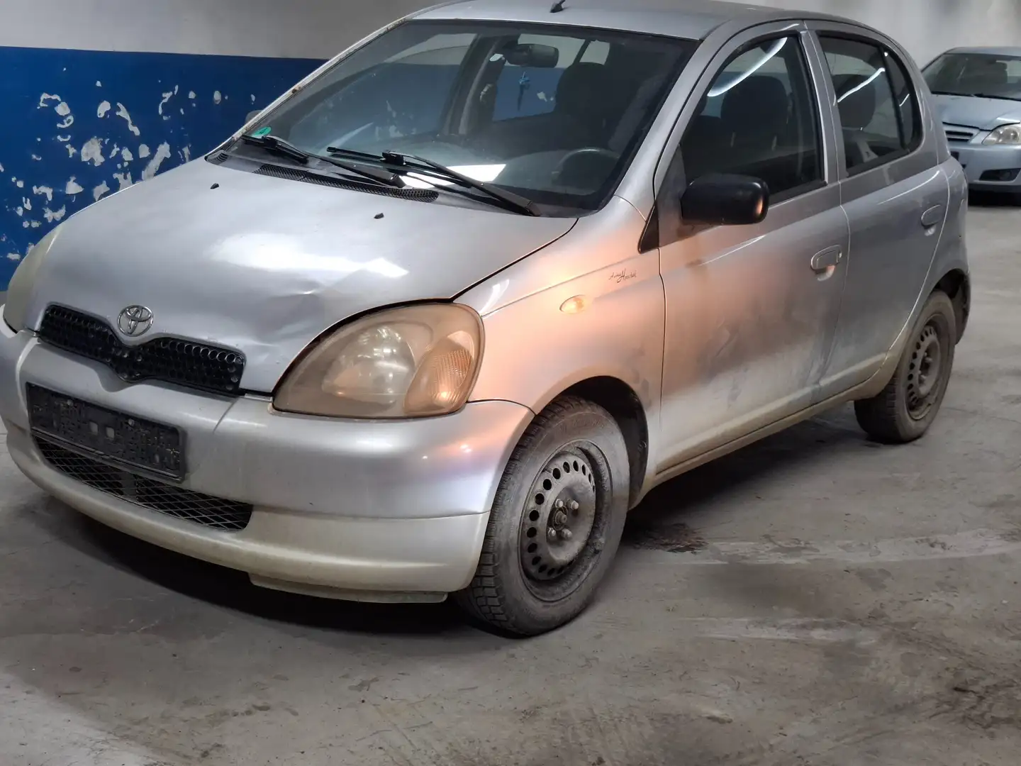 Toyota Yaris 1.4 Diesel Argent - 1