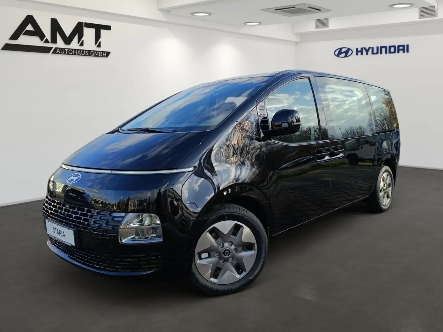 Hyundai STARIA Staria 1.6 T-GDI Hybrid Navi Trend Autom./Klima/BC Noir - 1