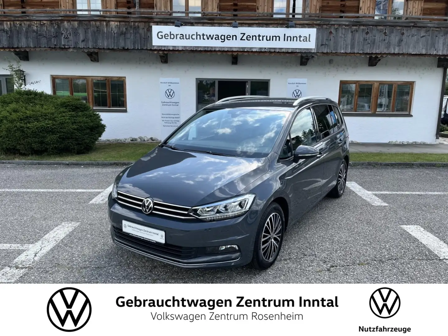 Volkswagen Touran 2,0 TDI DSG Active (AHK+Navi+LED) Navi Gris - 1