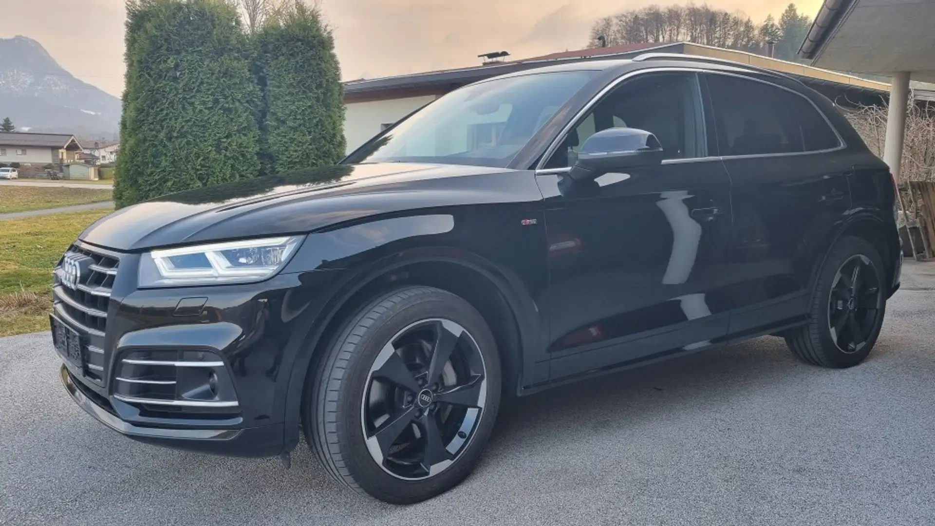 Audi Q5 Q5 55 TFSI e PHEV quattro Sport S-Line Plug-in-Hybrid Schwarz - 1