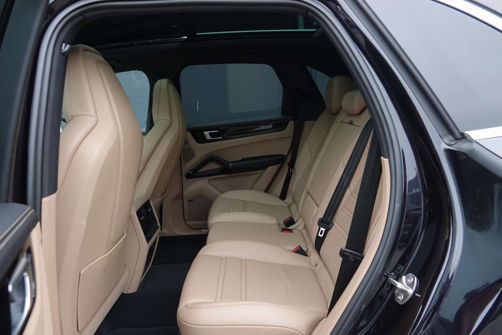Porsche Cayenne E-Hybrid -  - Joinsteer - #4