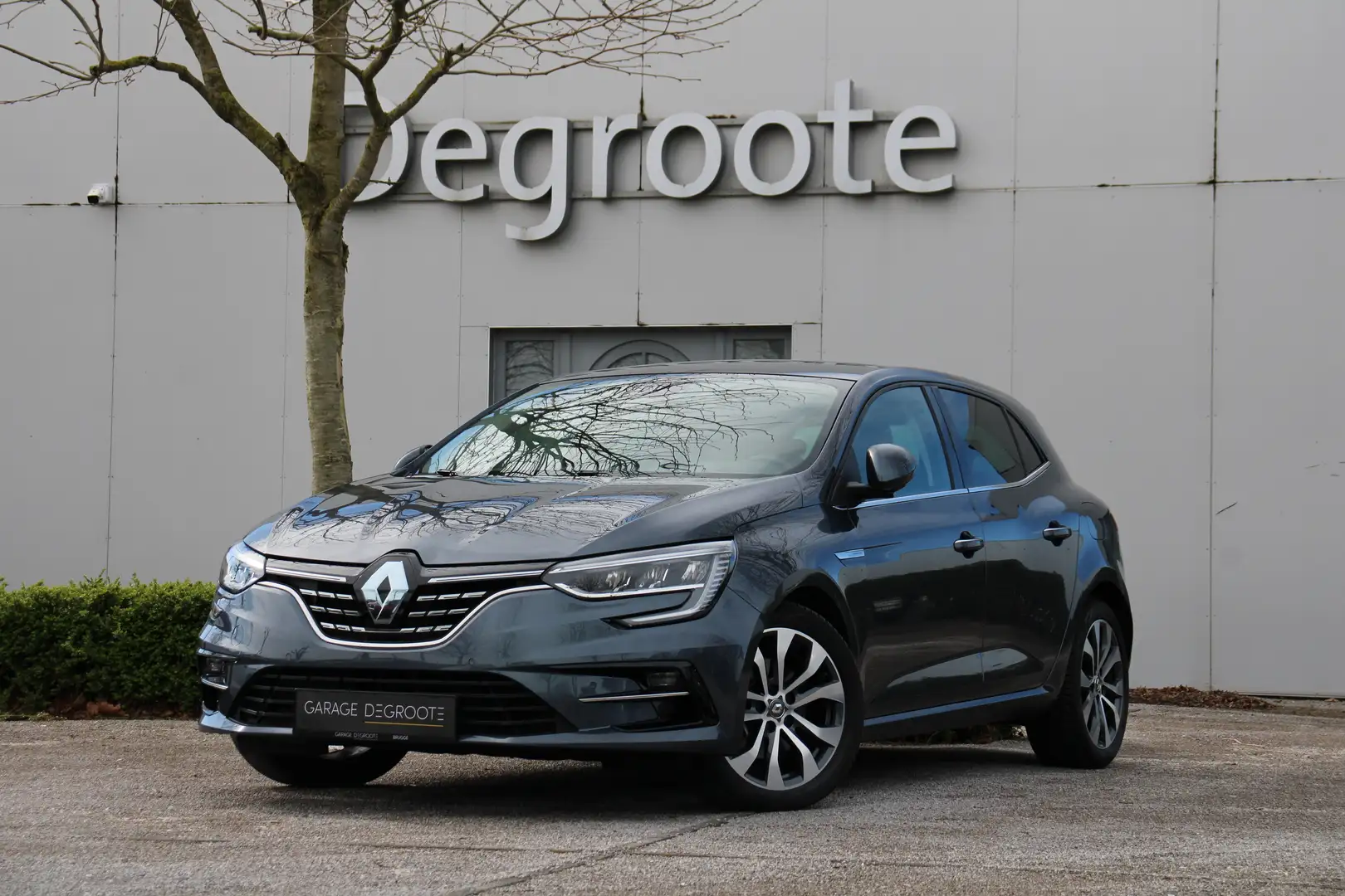 Renault Megane 1.6SCE PHEV 28 g/km uitstoot *LEDER*CAM*ZETELVERW* Grijs - 1