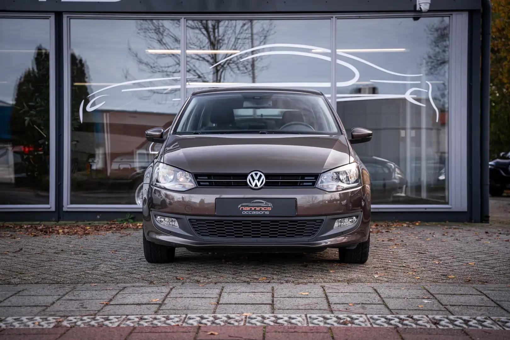 Volkswagen Polo 1.2 TSI BlueMotion Comfort Edition|Navi|Cruise Con Bruin - 2