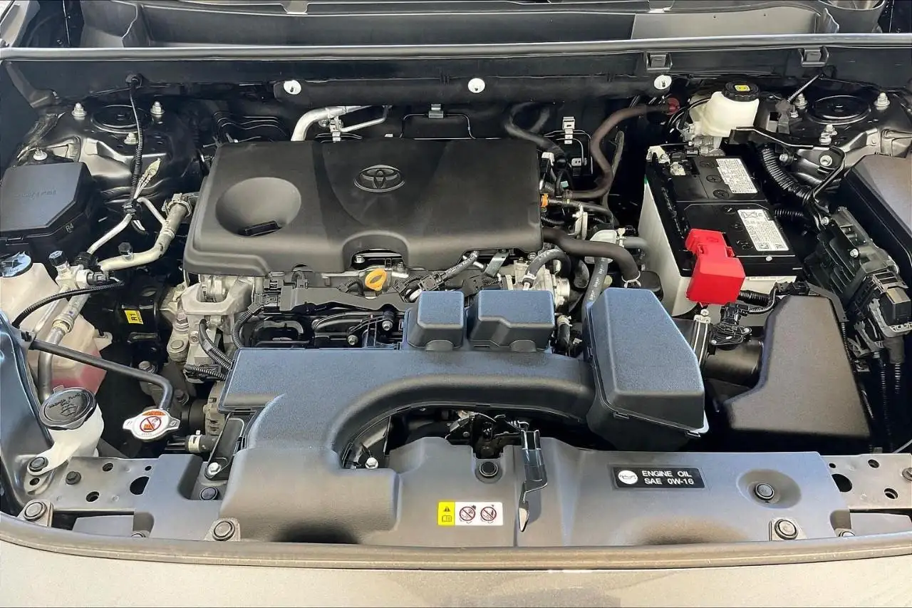 Toyota RAV 4 снимка Toyota RAV 4