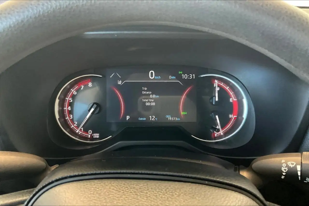 Toyota RAV 4 снимка Toyota RAV 4