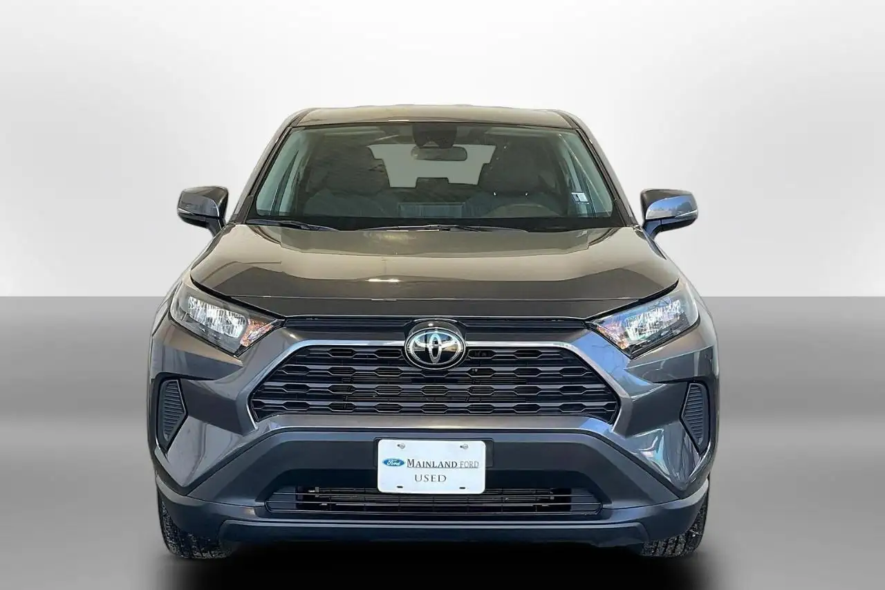 Toyota RAV 4 снимка Toyota RAV 4