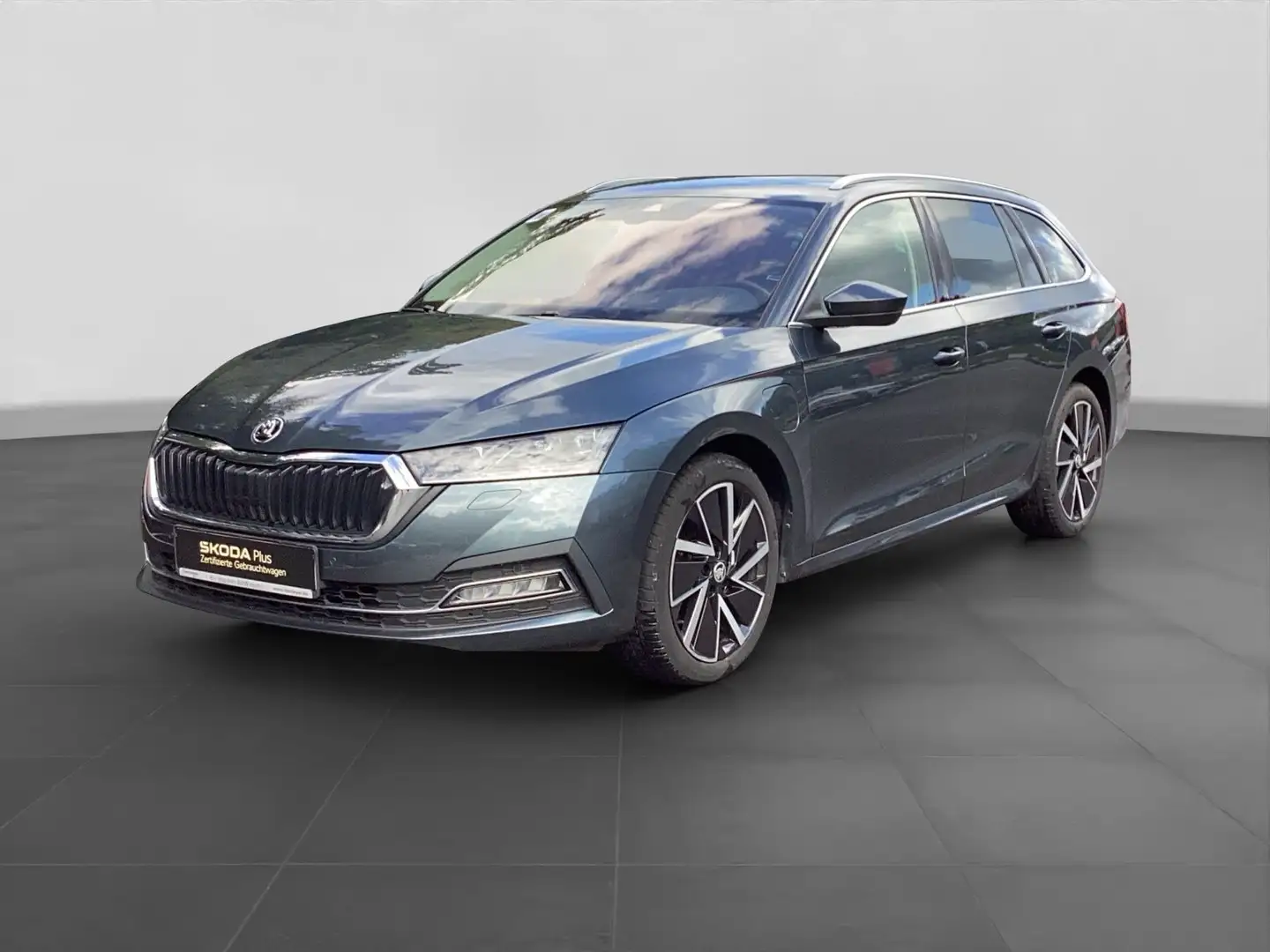 Skoda Octavia Combi iV FIRST EDITION LM18 ALCANTARA Grau - 2