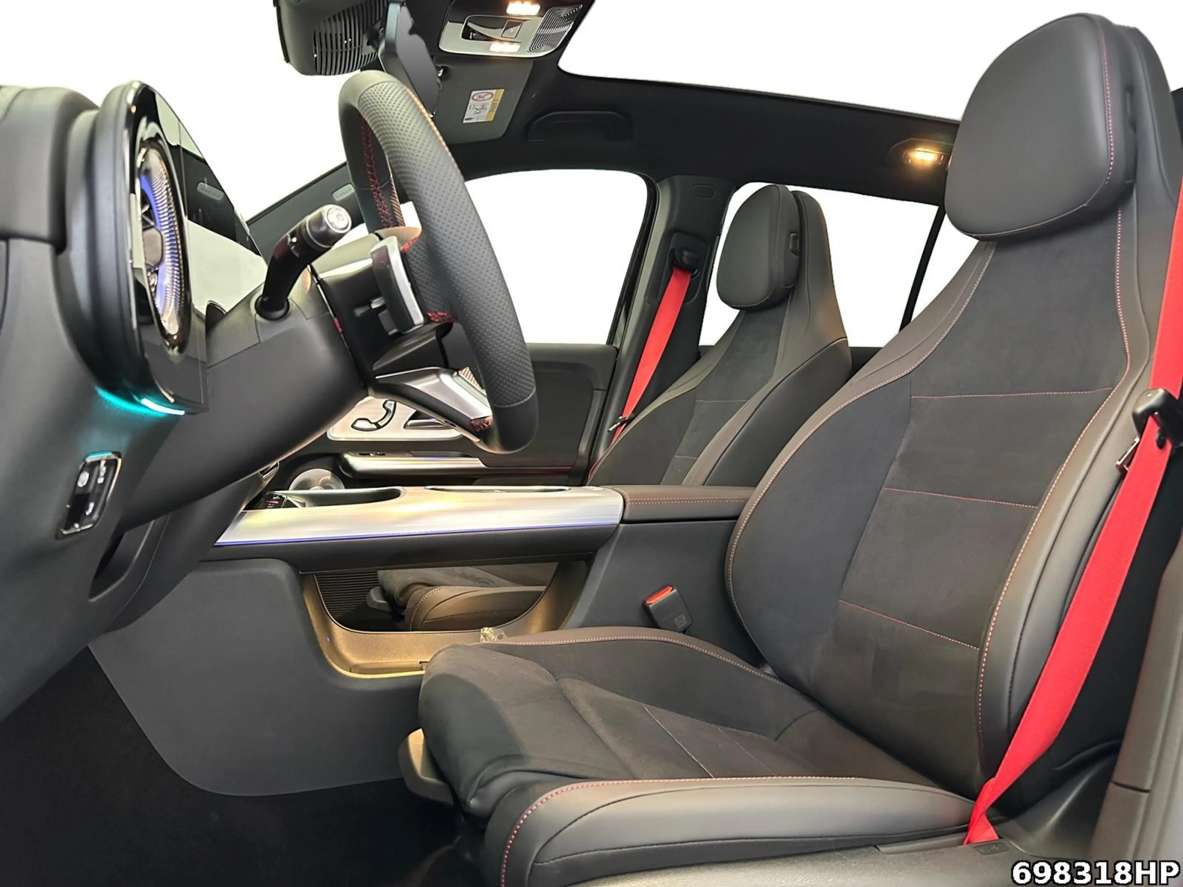 Mercedes-Benz GLB 220 4MATIC +AMG+AHK+BURMSTER+MULTIBEAM+NIGHT — photo 10