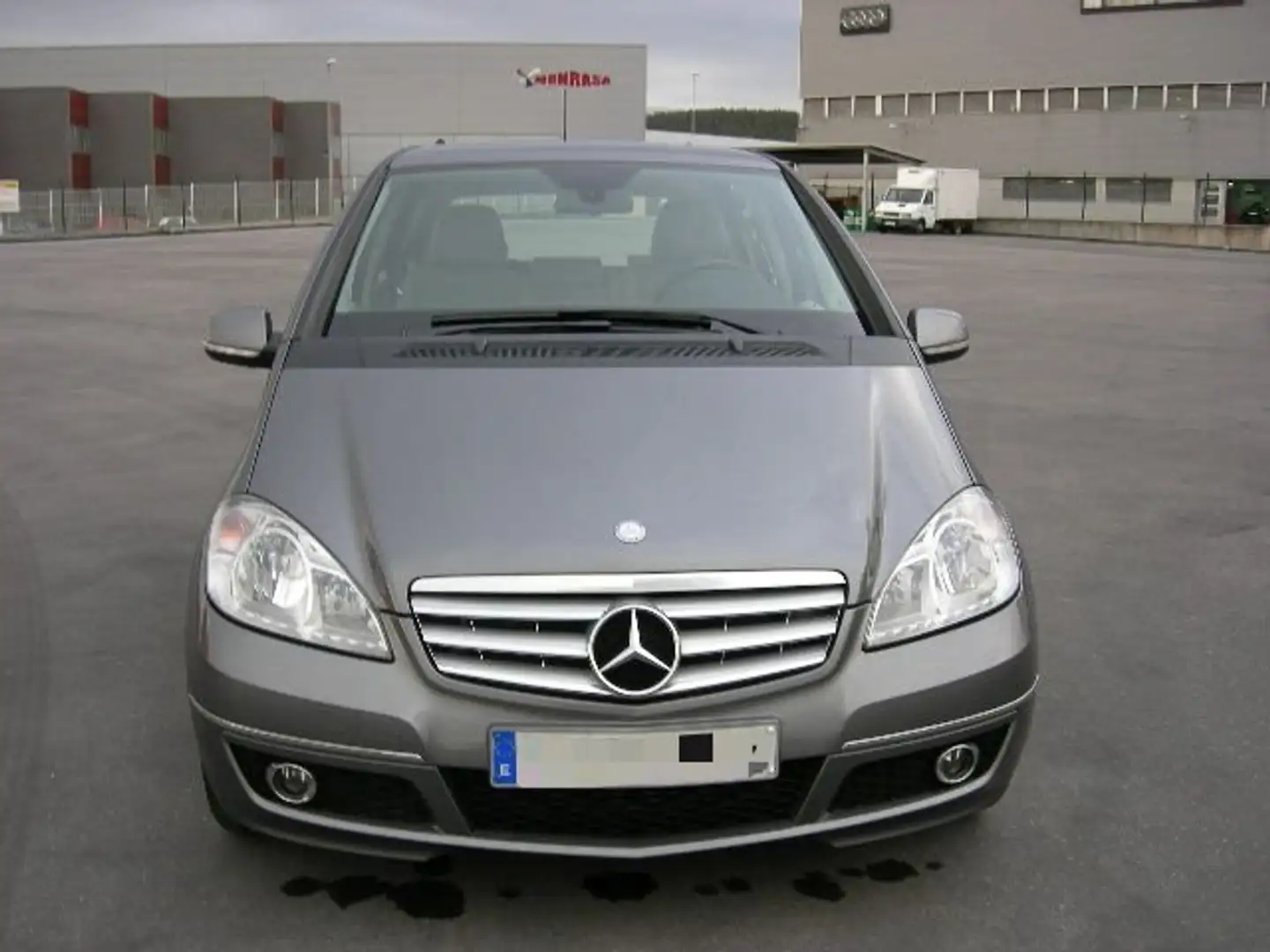 Mercedes-Benz A 180 A 180CDI Avantgarde Avantgarde Bronce - 2