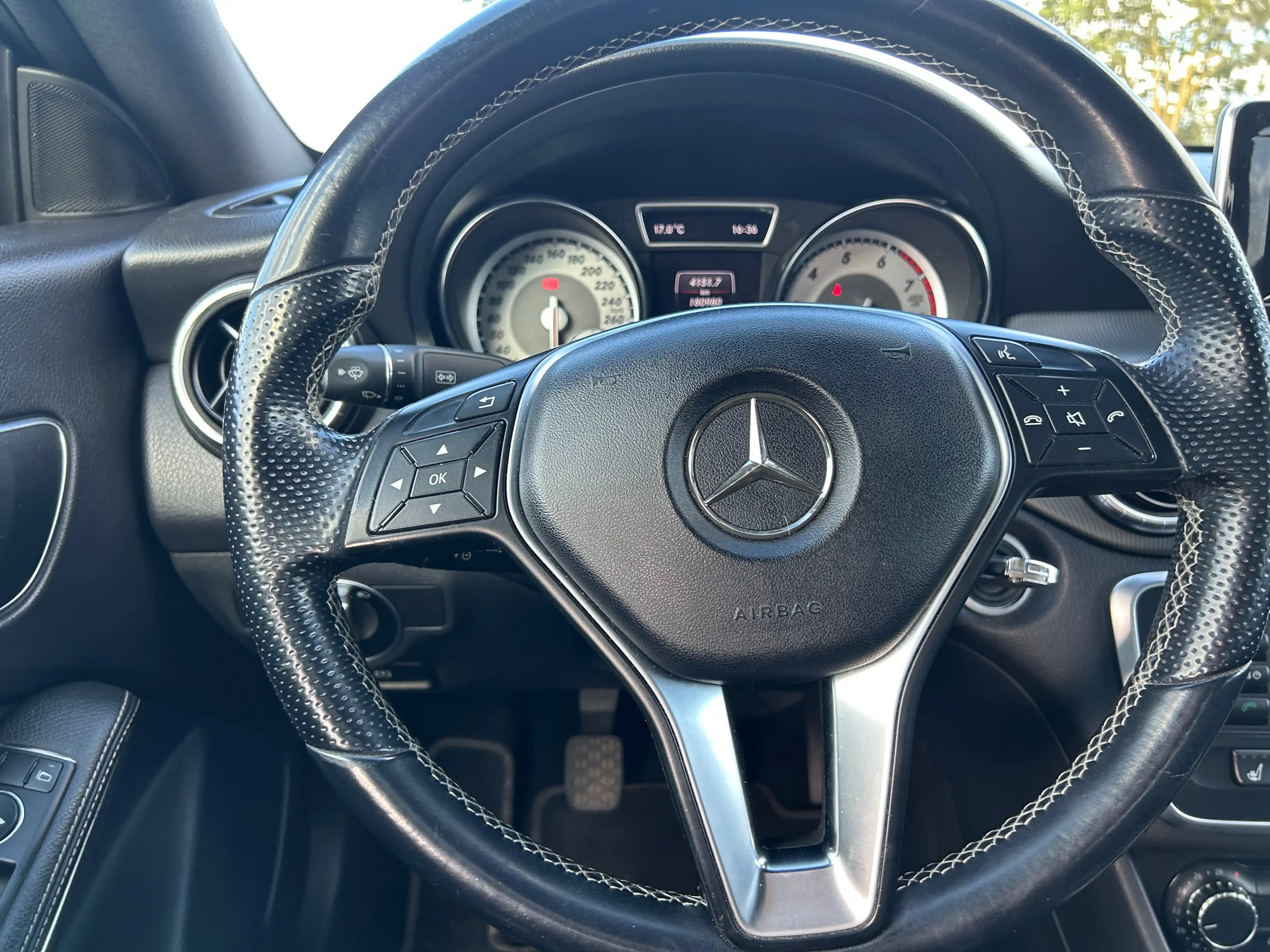 Mercedes-Benz CLA 180 CLA 180 Rückfahrkamera_ — photo 15