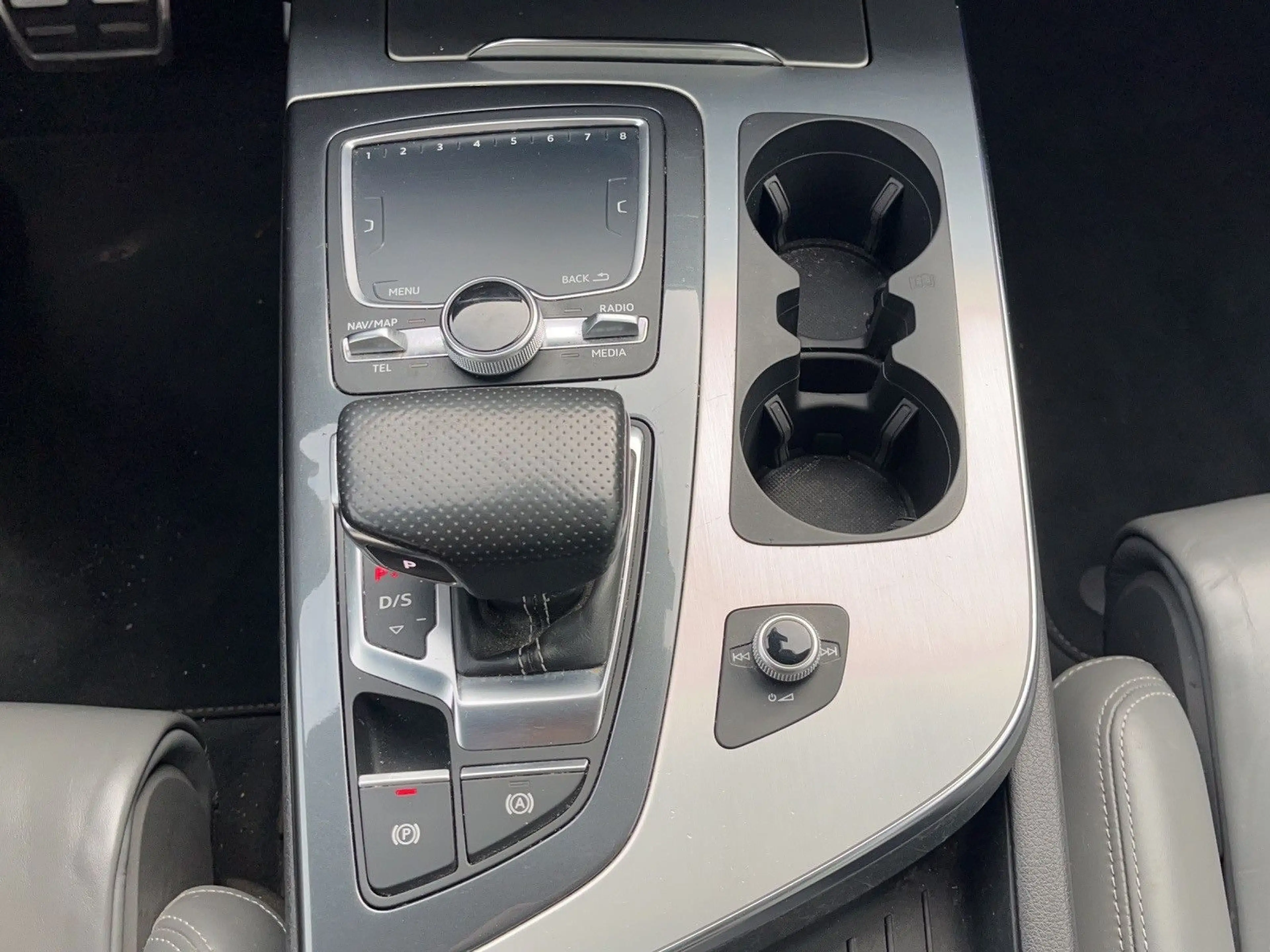 Audi Q7 3.0 TDI S Line-quattro-PANO-HUD-VC-STDH-360° — photo 15