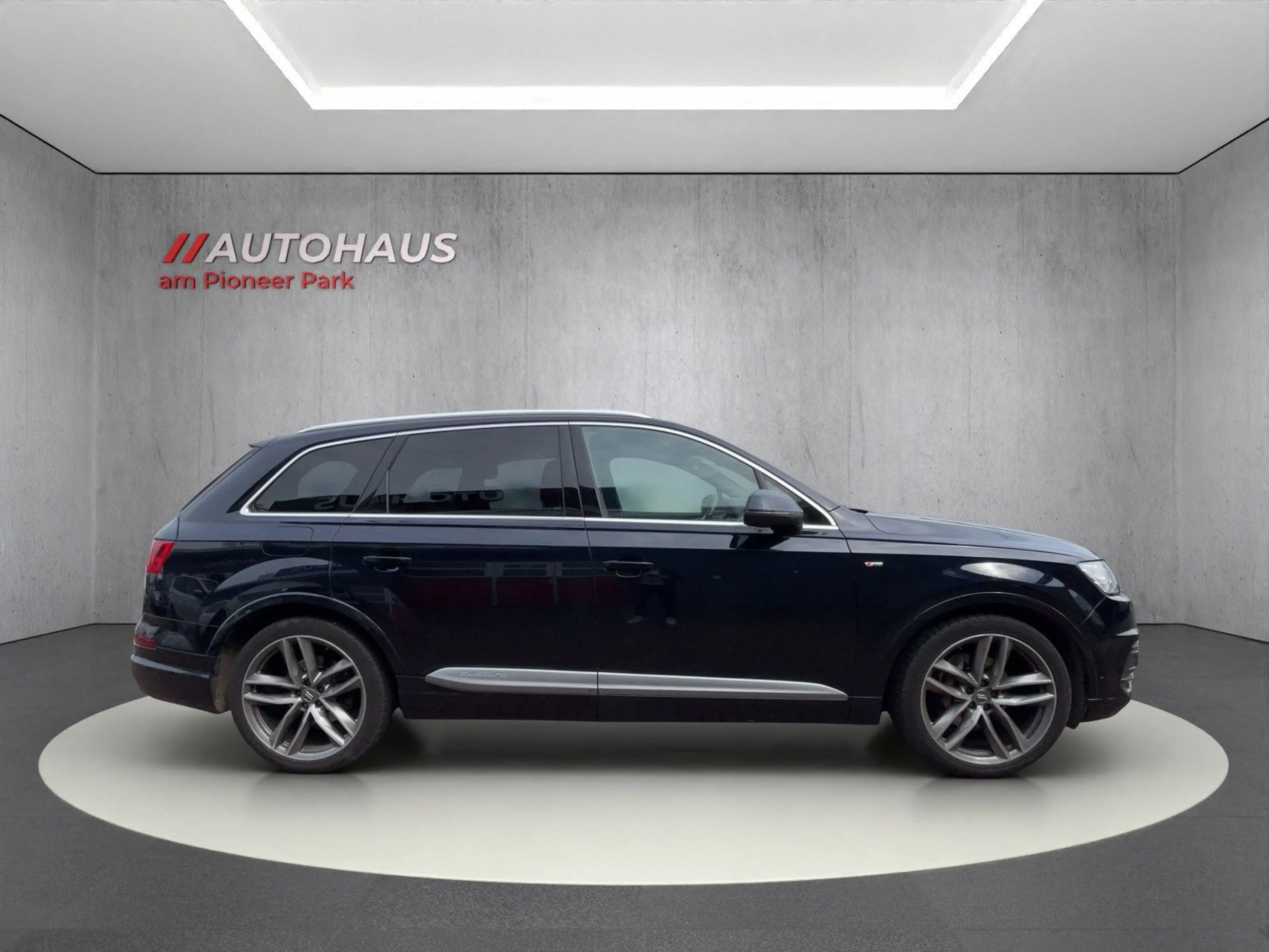 Audi Q7 3.0 TDI S Line-quattro-PANO-HUD-VC-STDH-360° — photo 6