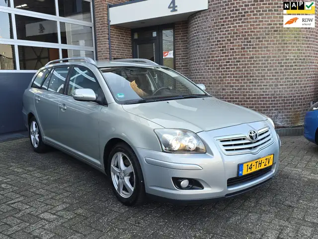 Toyota Avensis Wagon 1.8 VVTi Luna Apk |Clima |Nap