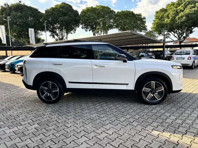 Jaecoo J7 view 4