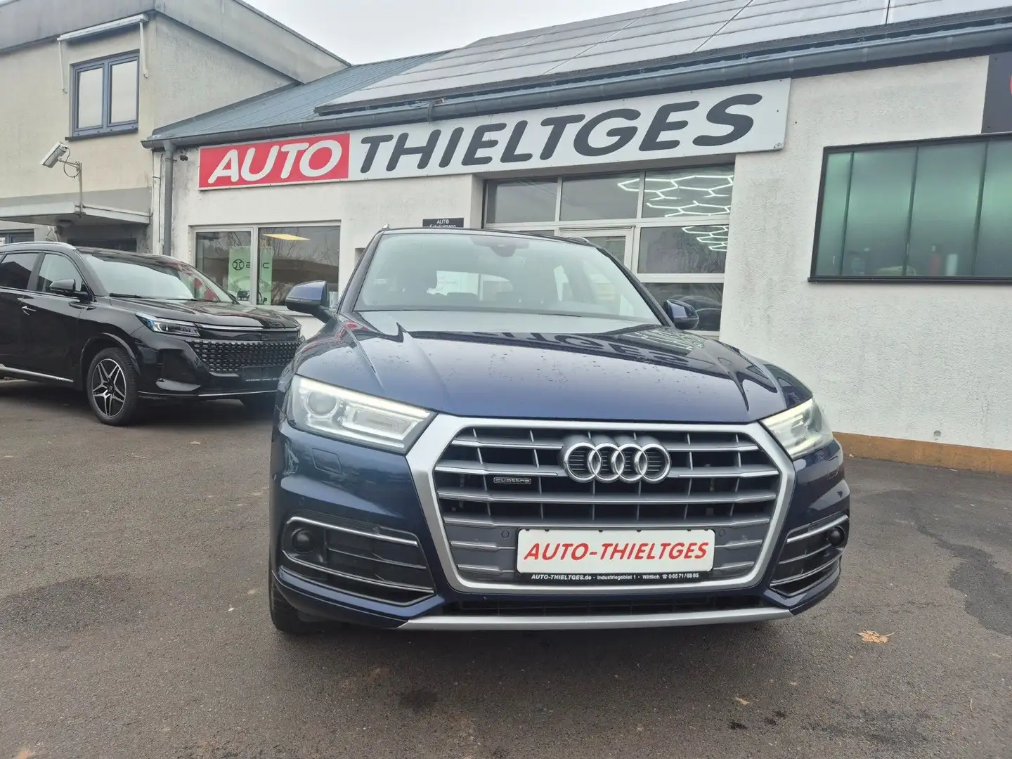Audi Q5 Quattro S - Line sport Blau - 1