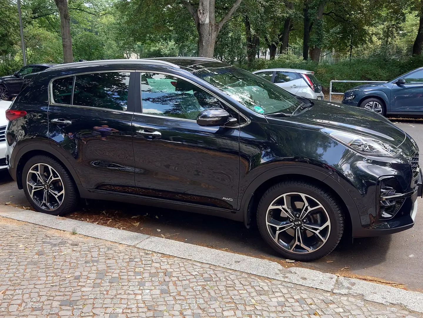 Kia Sportage GT Line 4WD Allrad Automatic neuwertig erst 17 TKM Zwart - 1