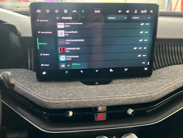 Skoda Superb view 16