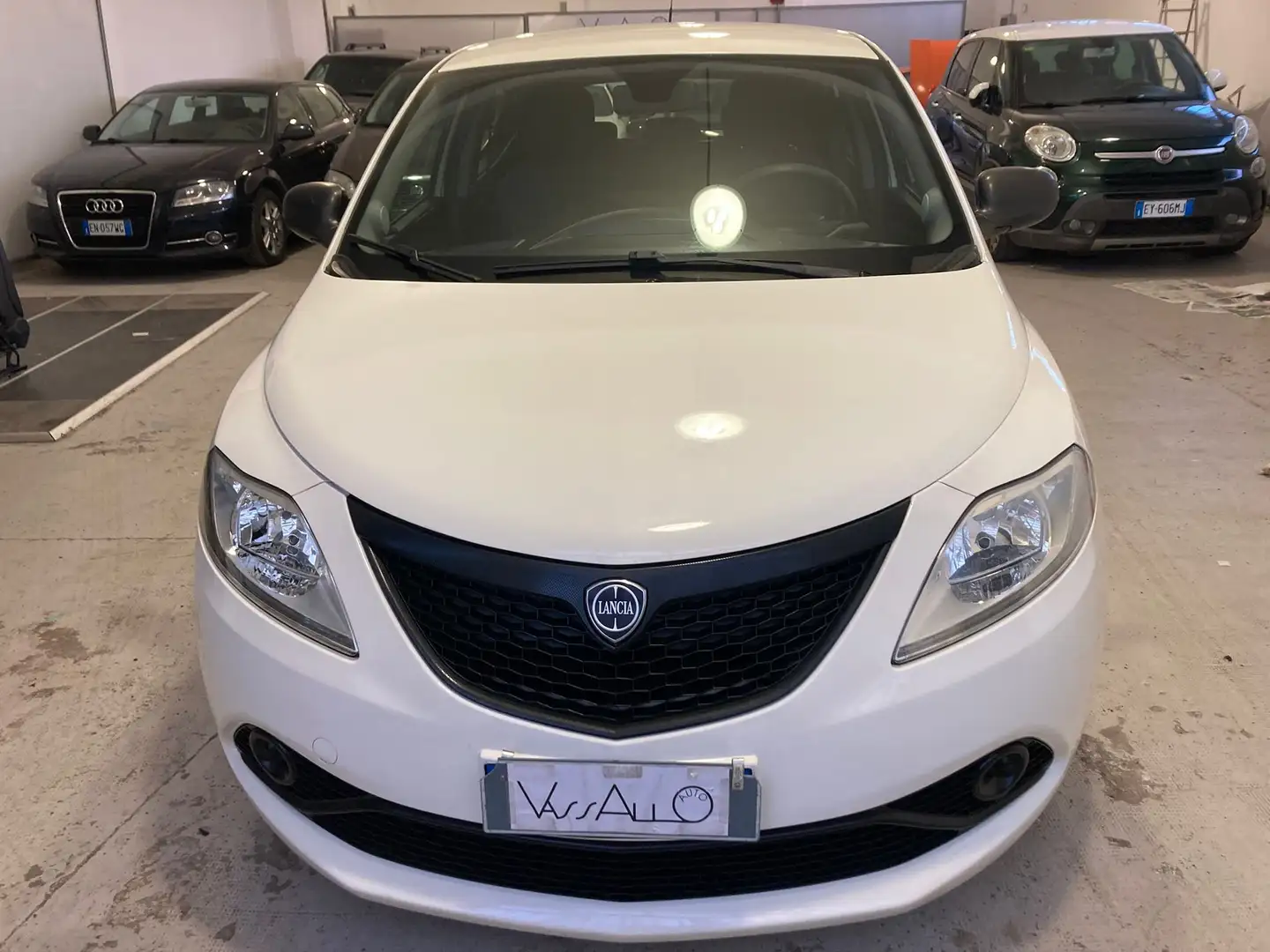 Lancia Ypsilon 1.2 Elefantino Blu 69cv  - 5 POSTI - PREZZO REALE Bianco - 2